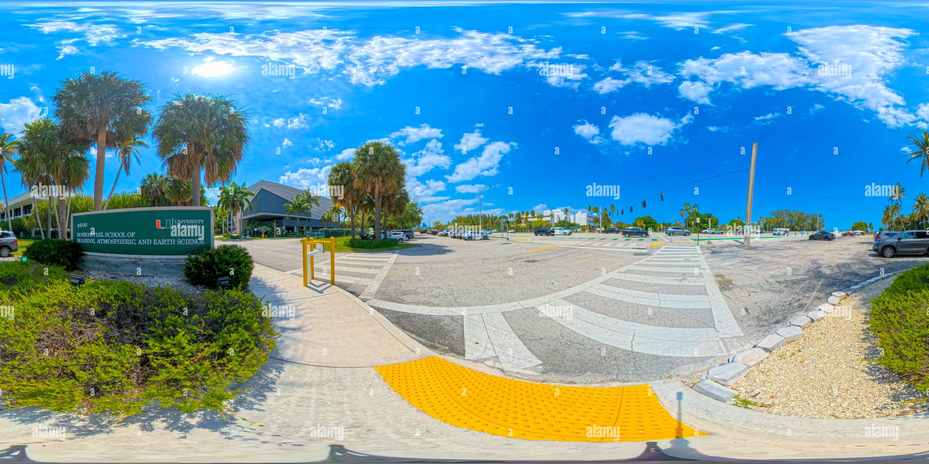 Vue panoramique à 360° de Key Biscayne, FL, USA - 16 avril 2025 : 360 Miami photo Rosenstiel School of Marine Atmospheric and Earth Science