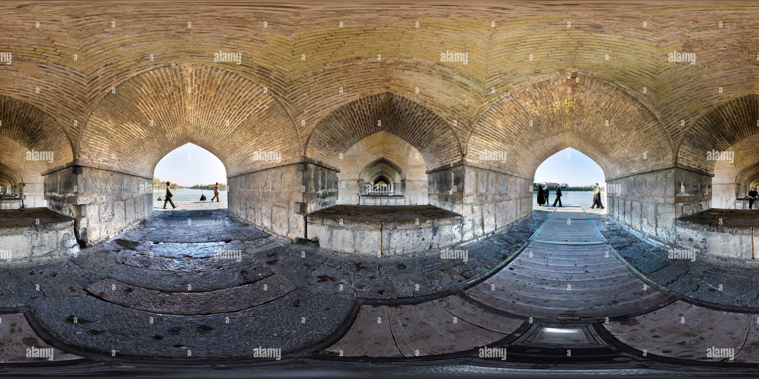 Vue panoramique à 360° de Pont Khajou