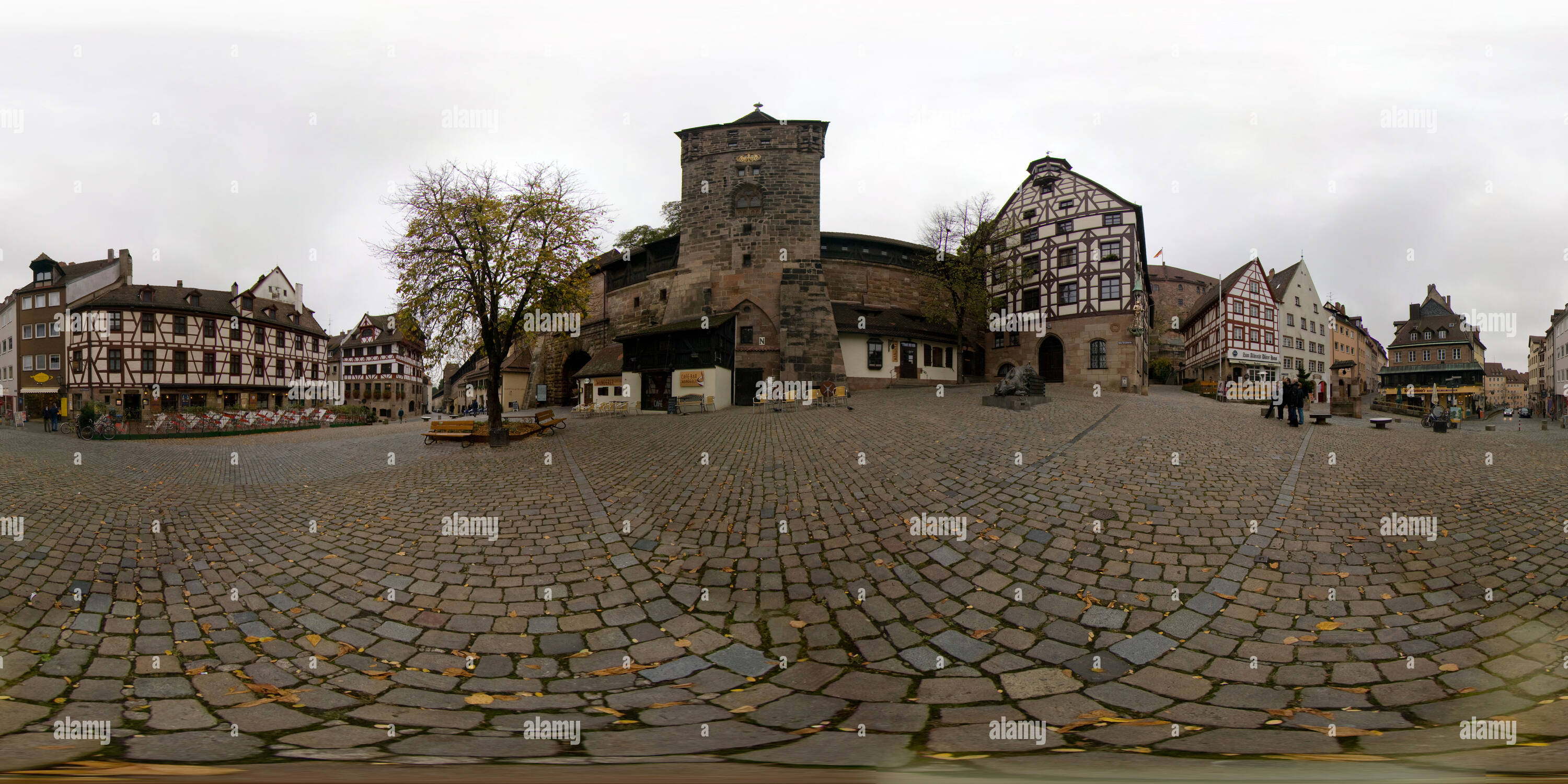 Vue panoramique à 360° de Au-dessous de la Nürnberger Burg