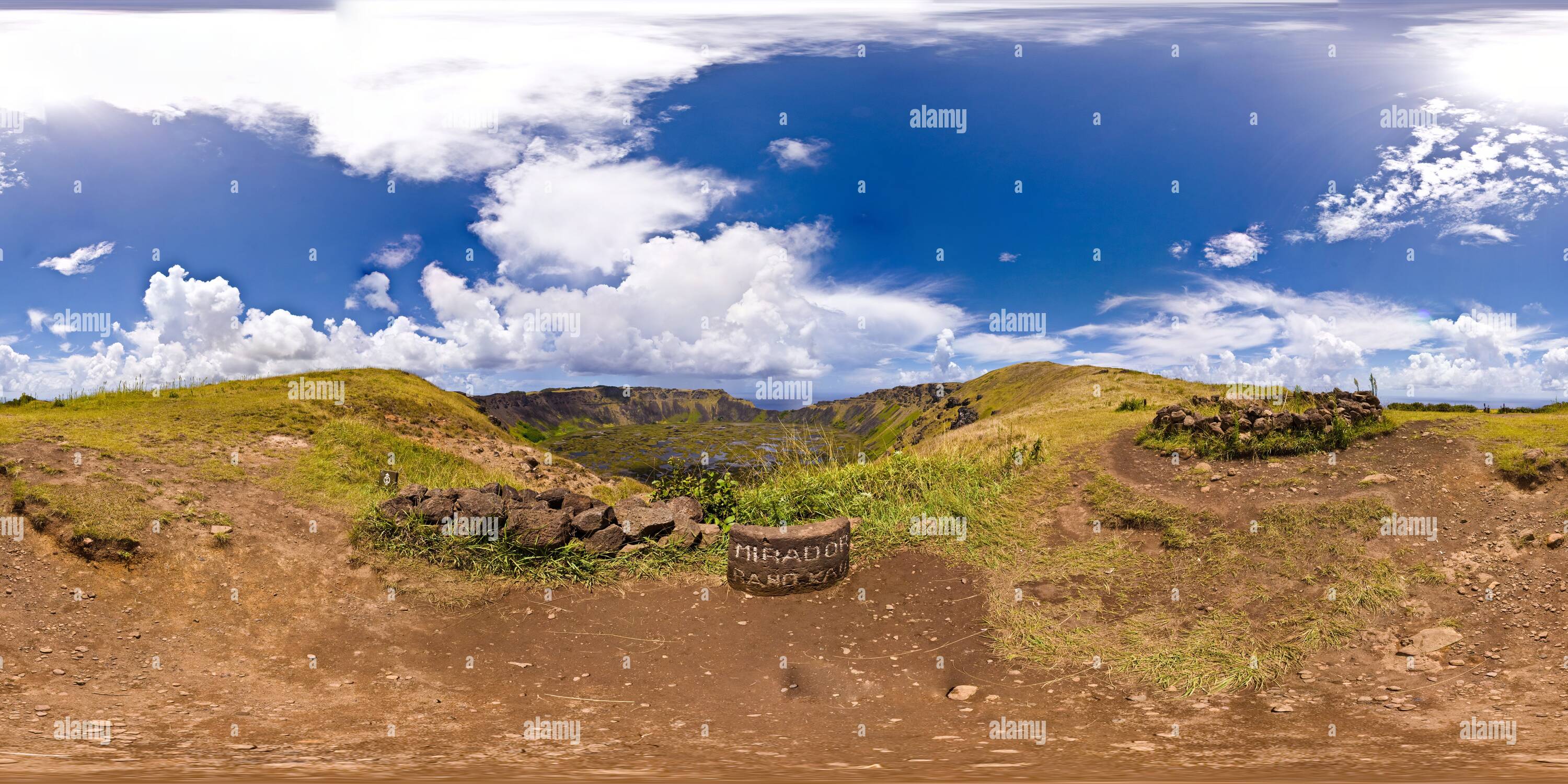 Vue panoramique à 360° de Volcan Rano Kau (jusqu'au Mirador !)