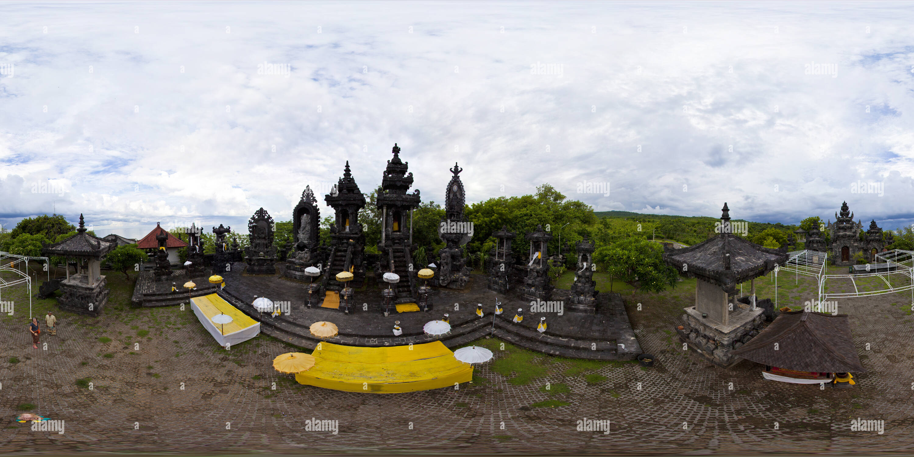 Vue panoramique à 360° de Pura Batu Ponjok - Stone Temple Hindou nord de Bali