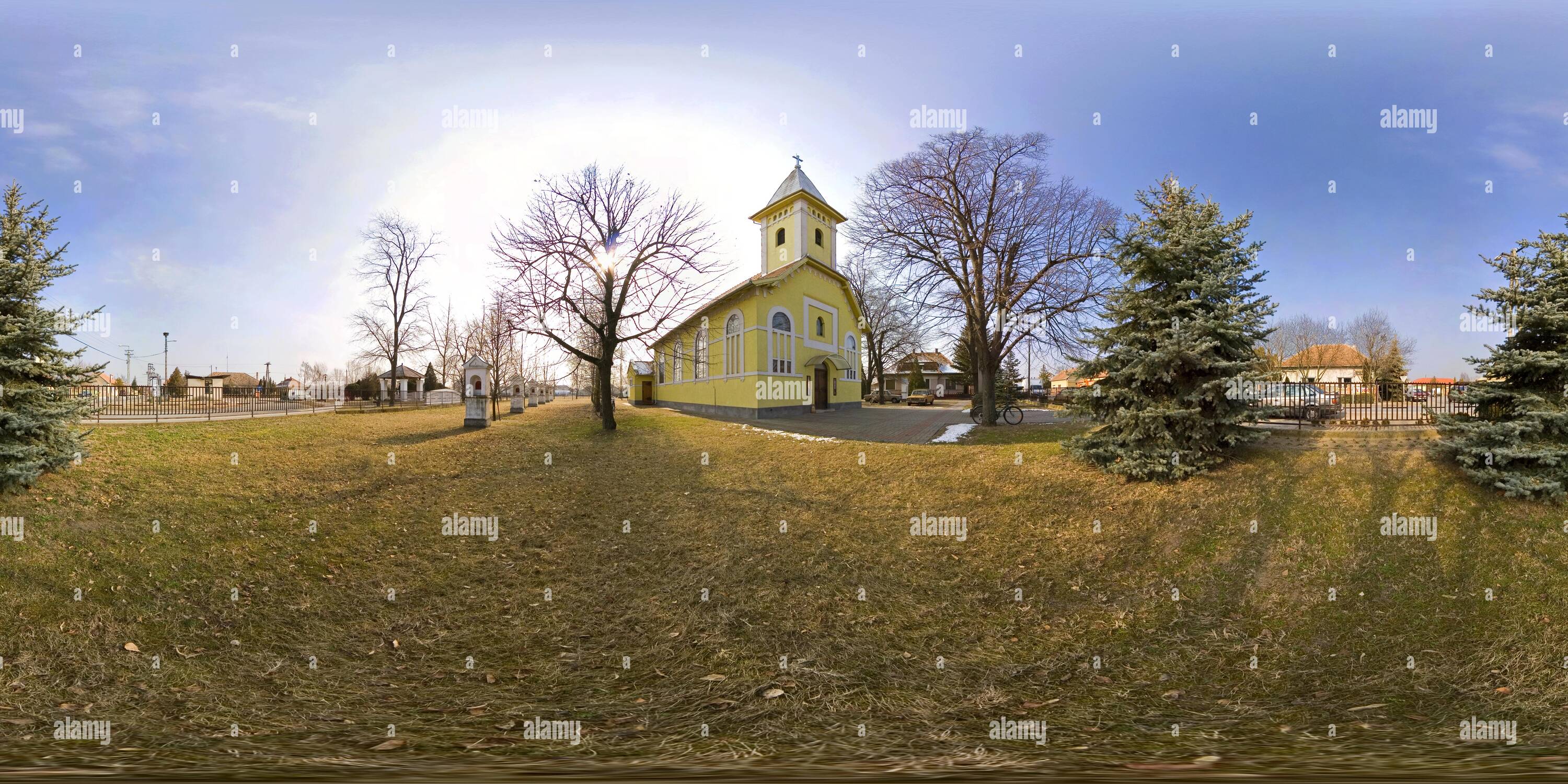 Vue panoramique à 360° de Zákányszék catholique Sainte-trinité eglise et Calvaire