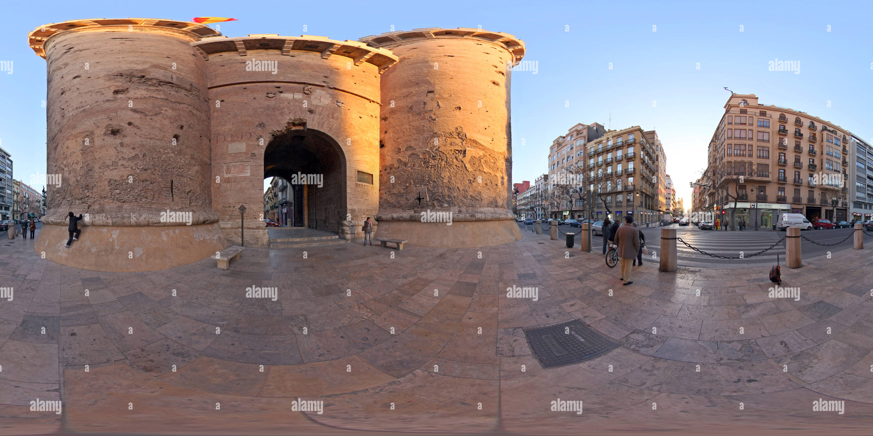 Vue panoramique à 360° de Tours de quart