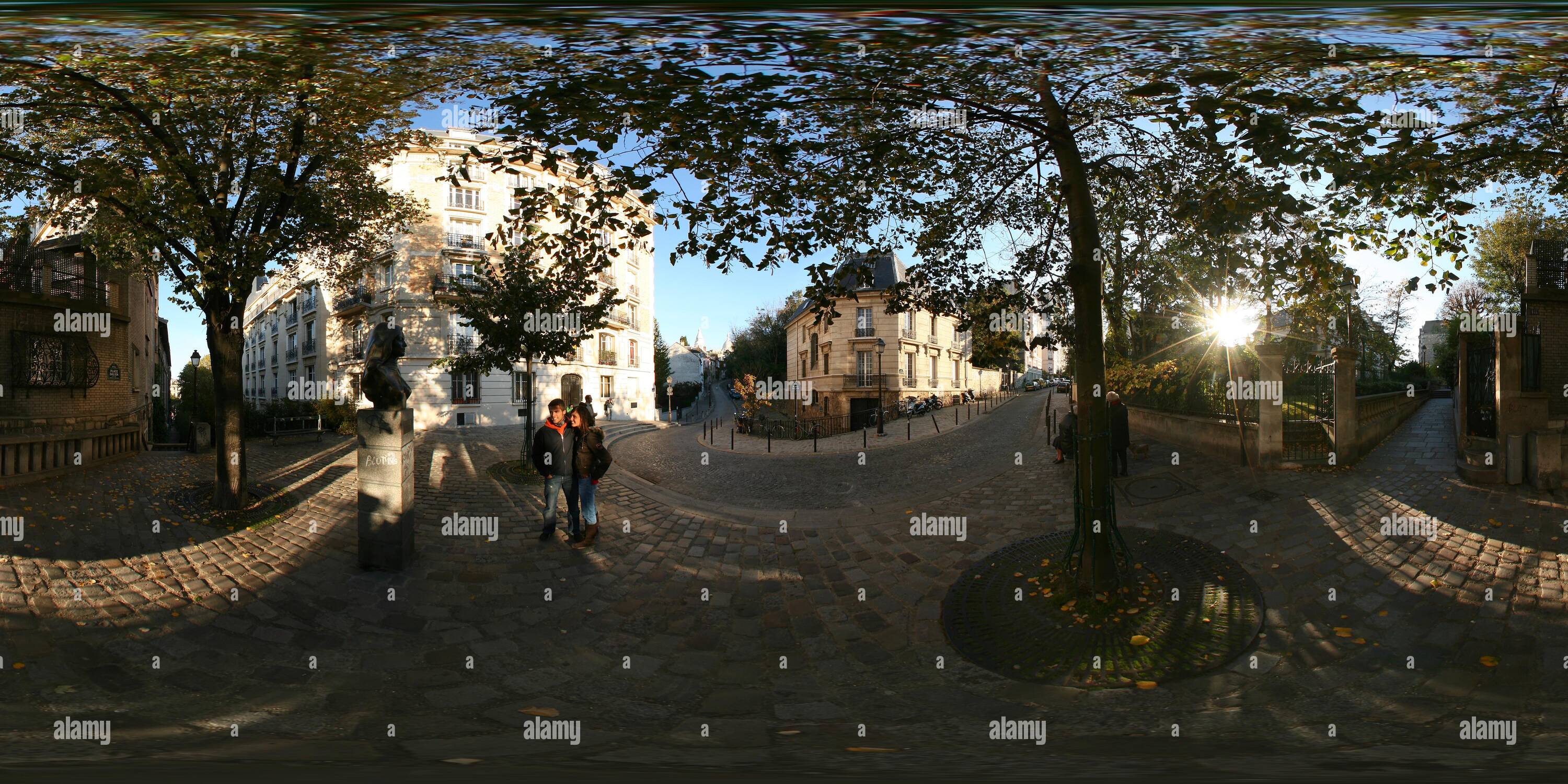 Vue panoramique à 360° de Place Dalida à Montmartre, Paris