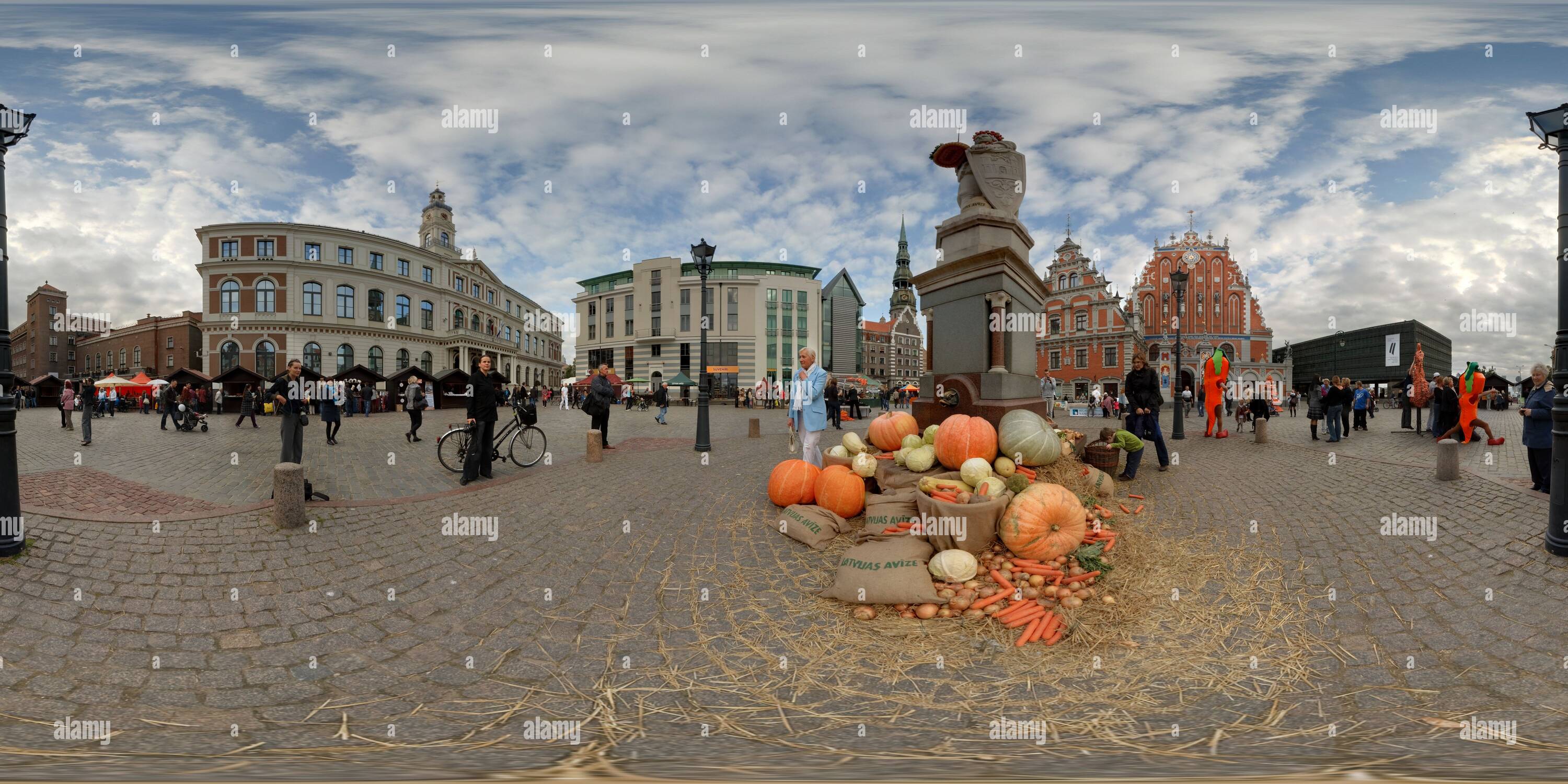 Vue panoramique à 360° de Robe de saison de Roland, le défenseur de Riga