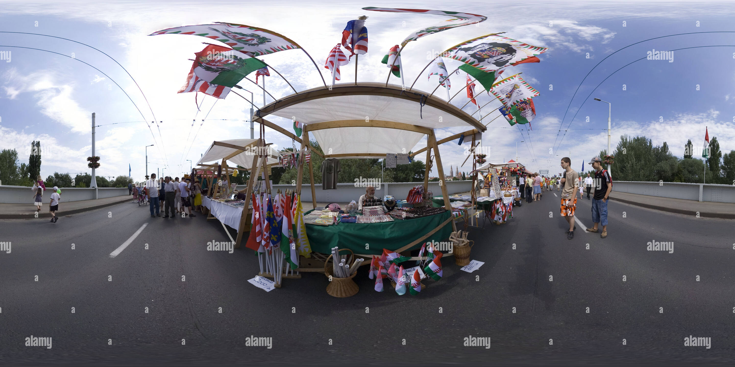 Vue panoramique à 360° de La journée de Szeged - juste - vendeur pavillon pont