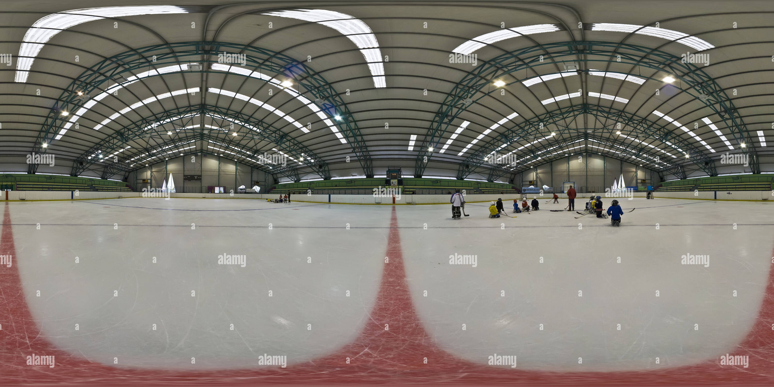 Vue panoramique à 360° de Patinoire - hockey sur glace de la formation