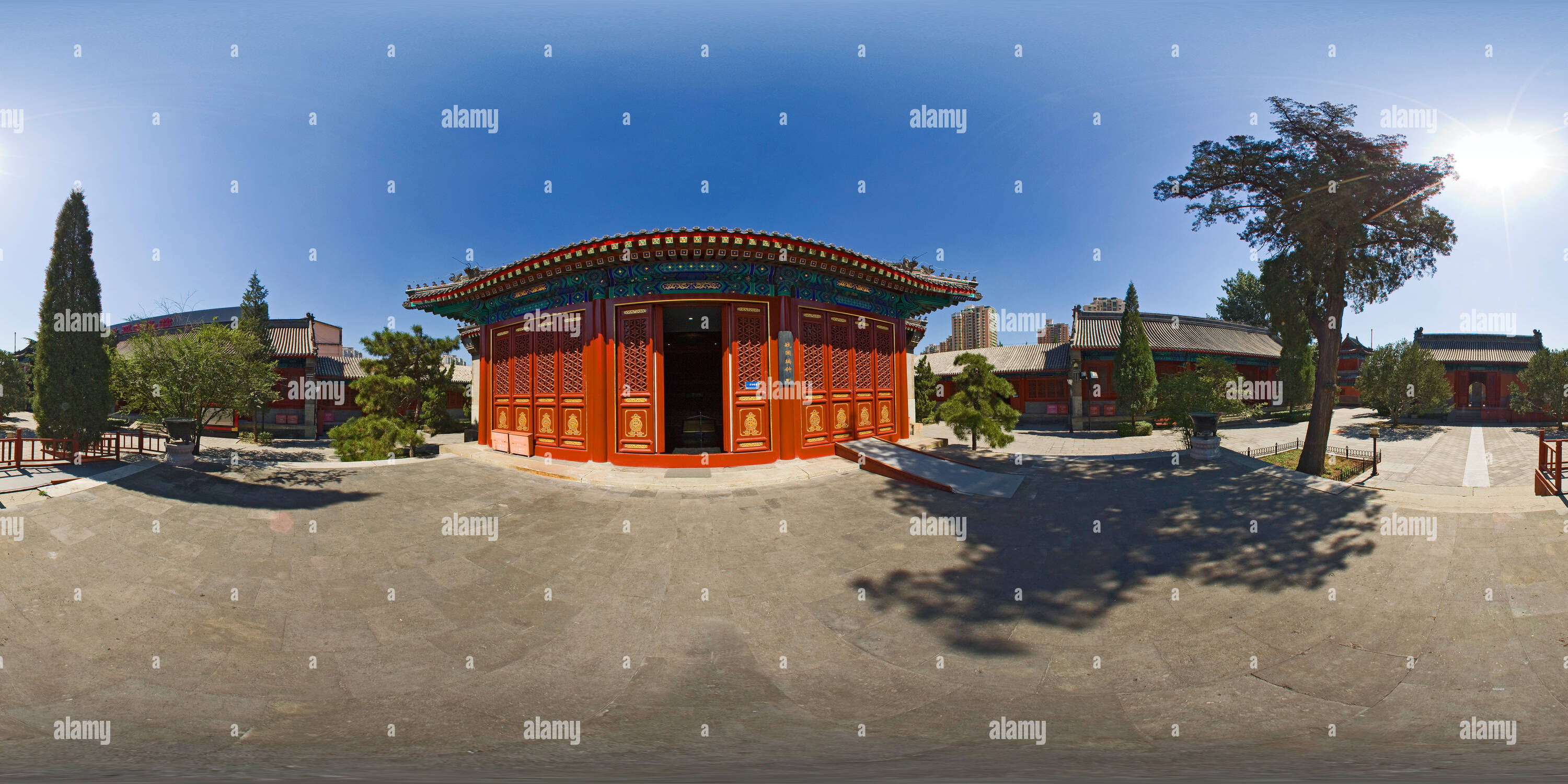 Vue panoramique à 360° de Temple Dazhong précieux Sakyamuni Palace