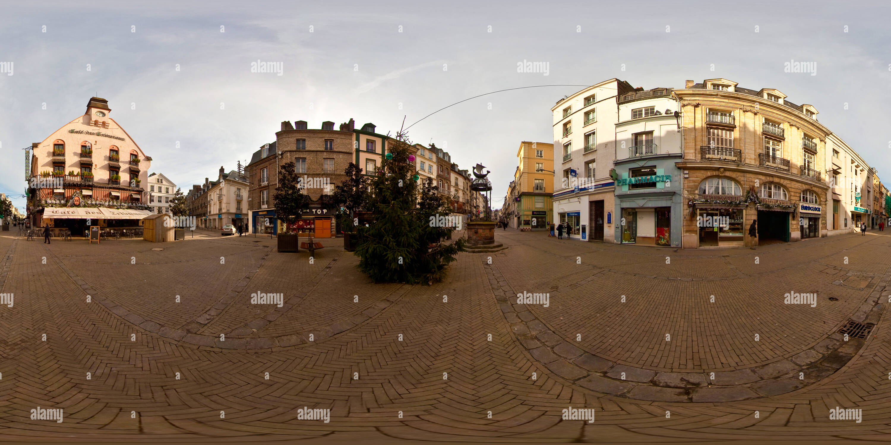 Vue panoramique à 360° de Dieppe - Place du puit Salé