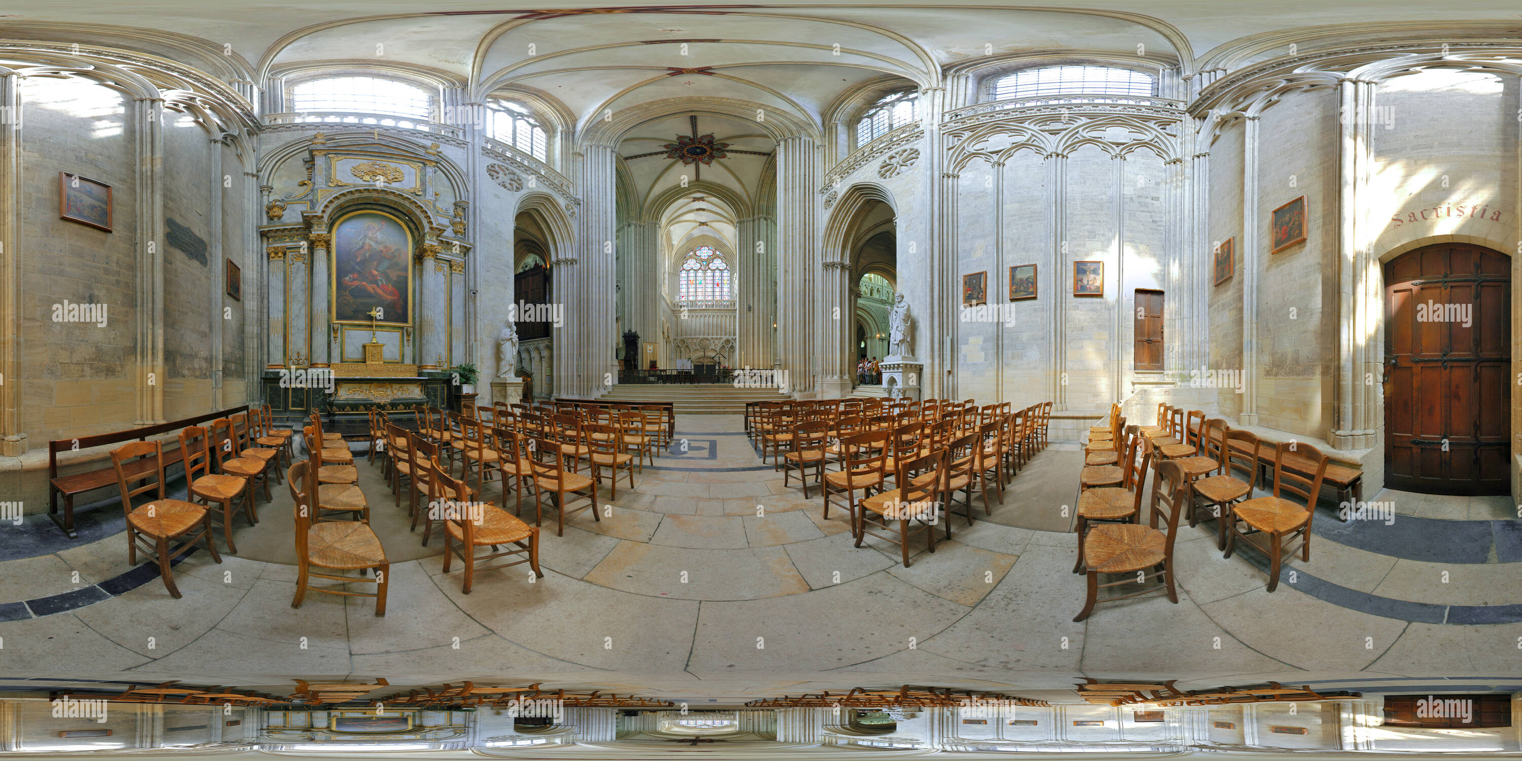 Vue panoramique à 360° de Bayeux : transept de la cathédrale