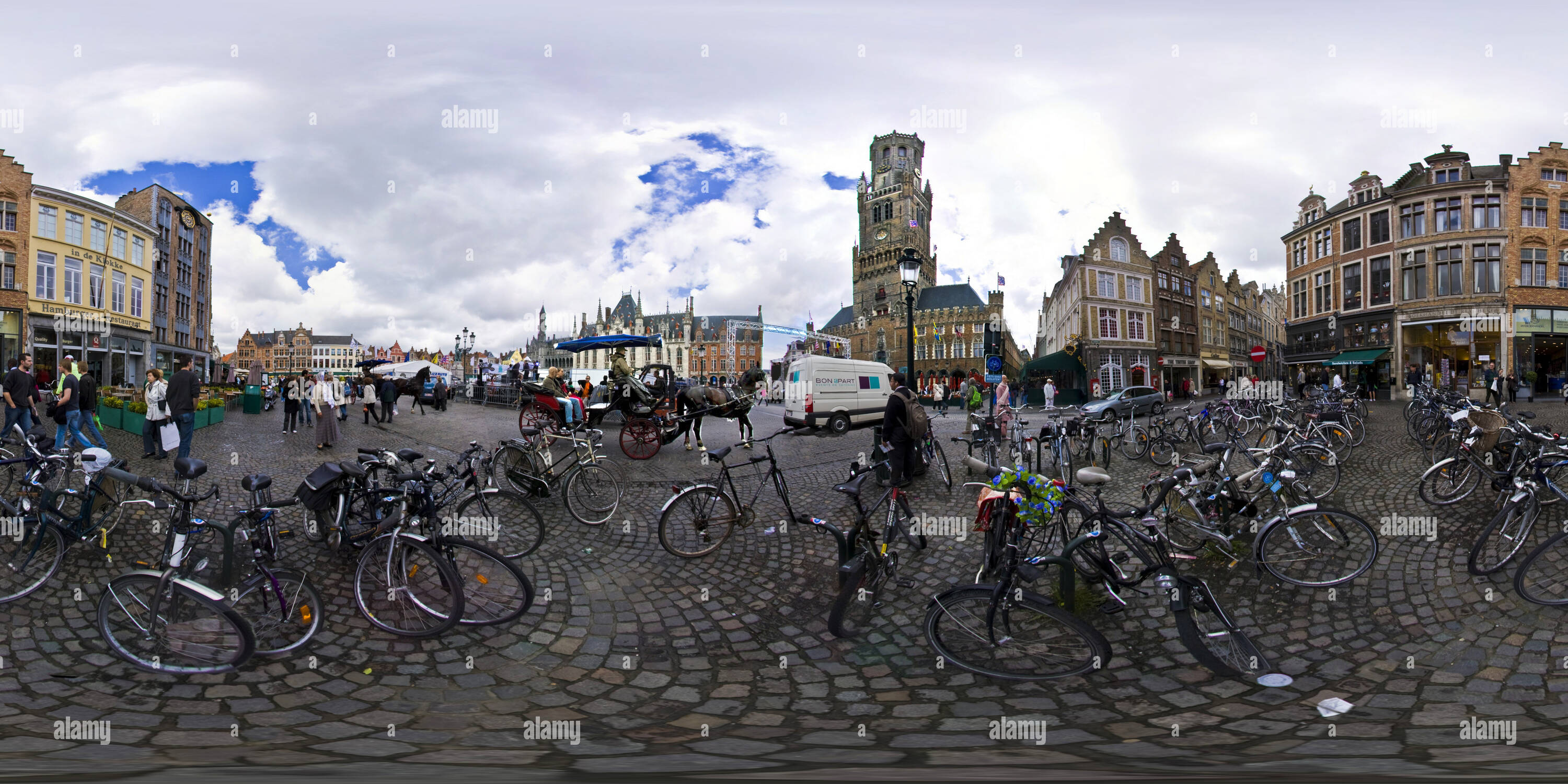 Vue panoramique à 360° de Place du marché - Brugge (Bruges)