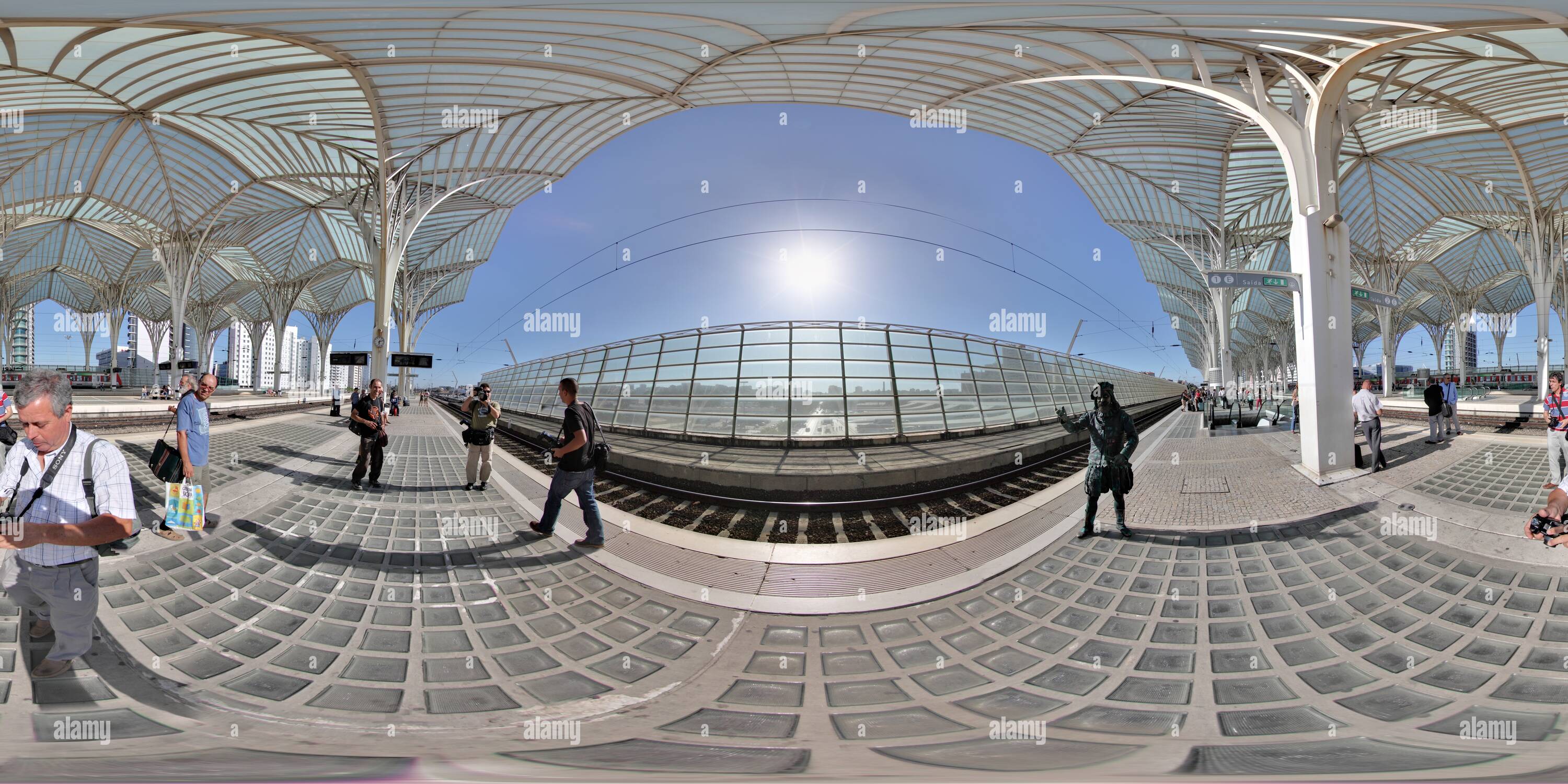 Vue panoramique à 360° de Camões na Gare do Oriente - Lisboa