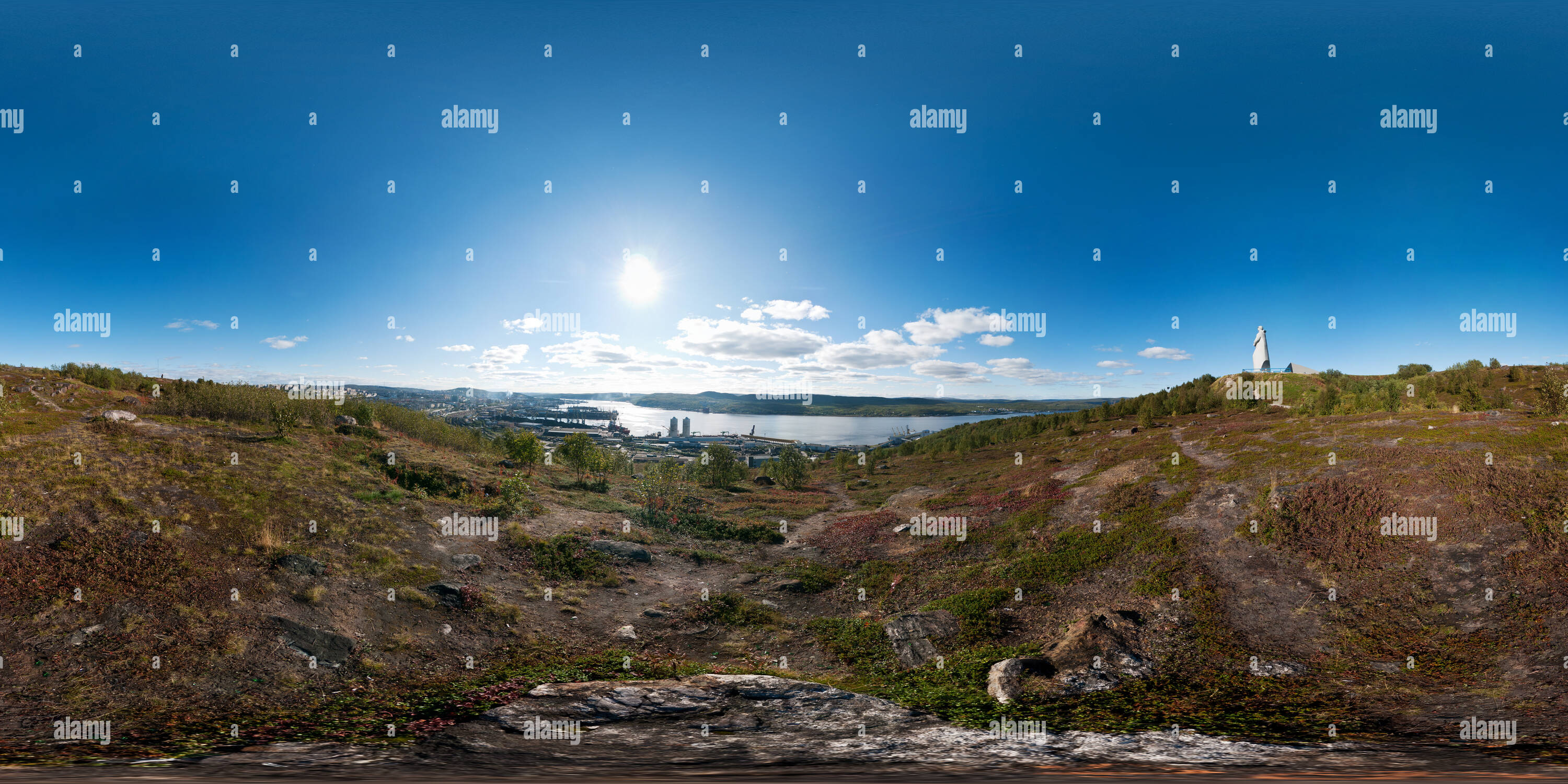 Vue panoramique à 360° de Vue de port de Mourmansk