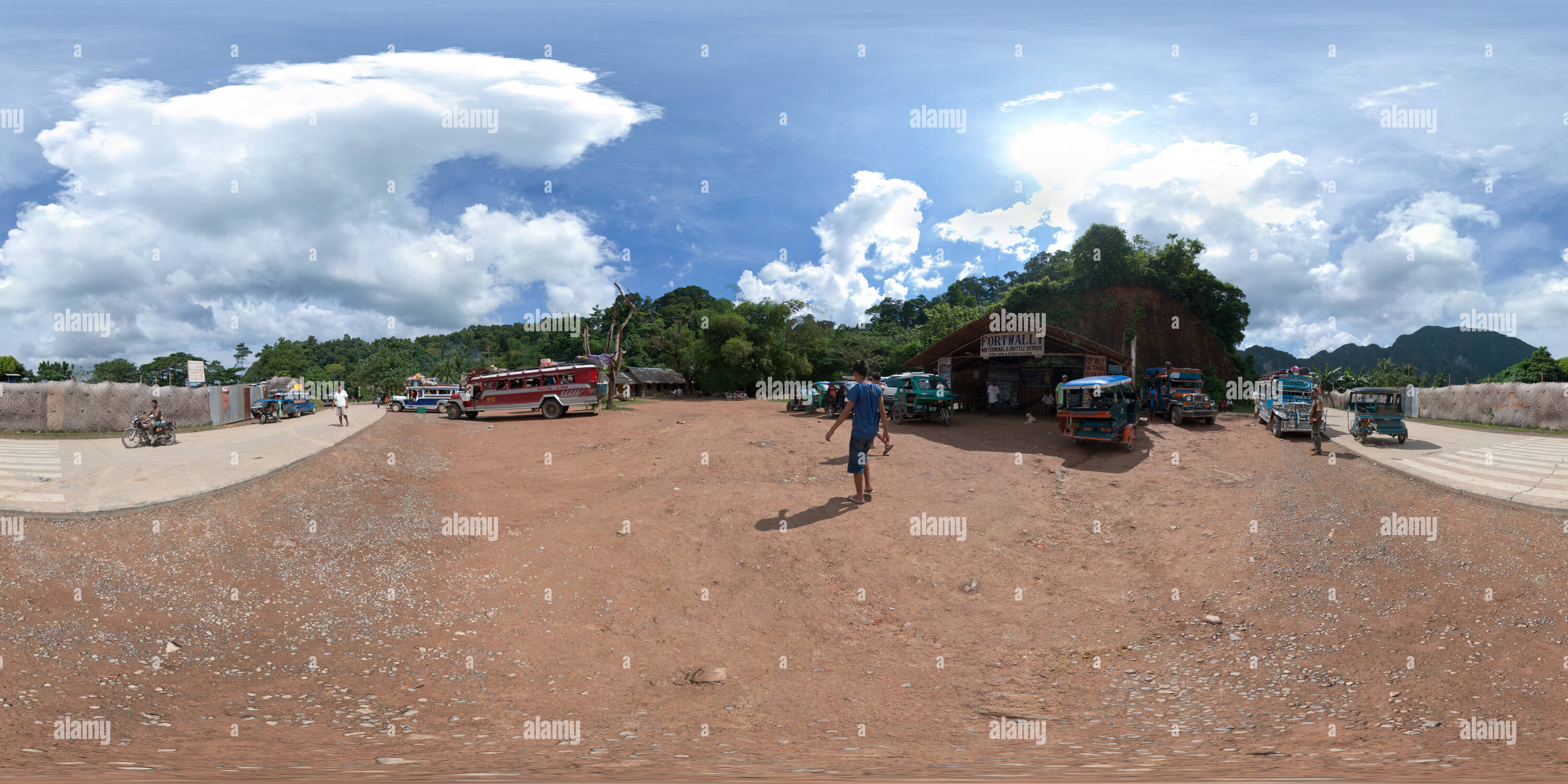 Vue panoramique à 360° de La gare routière d'El Nido, Palawan, Philippines