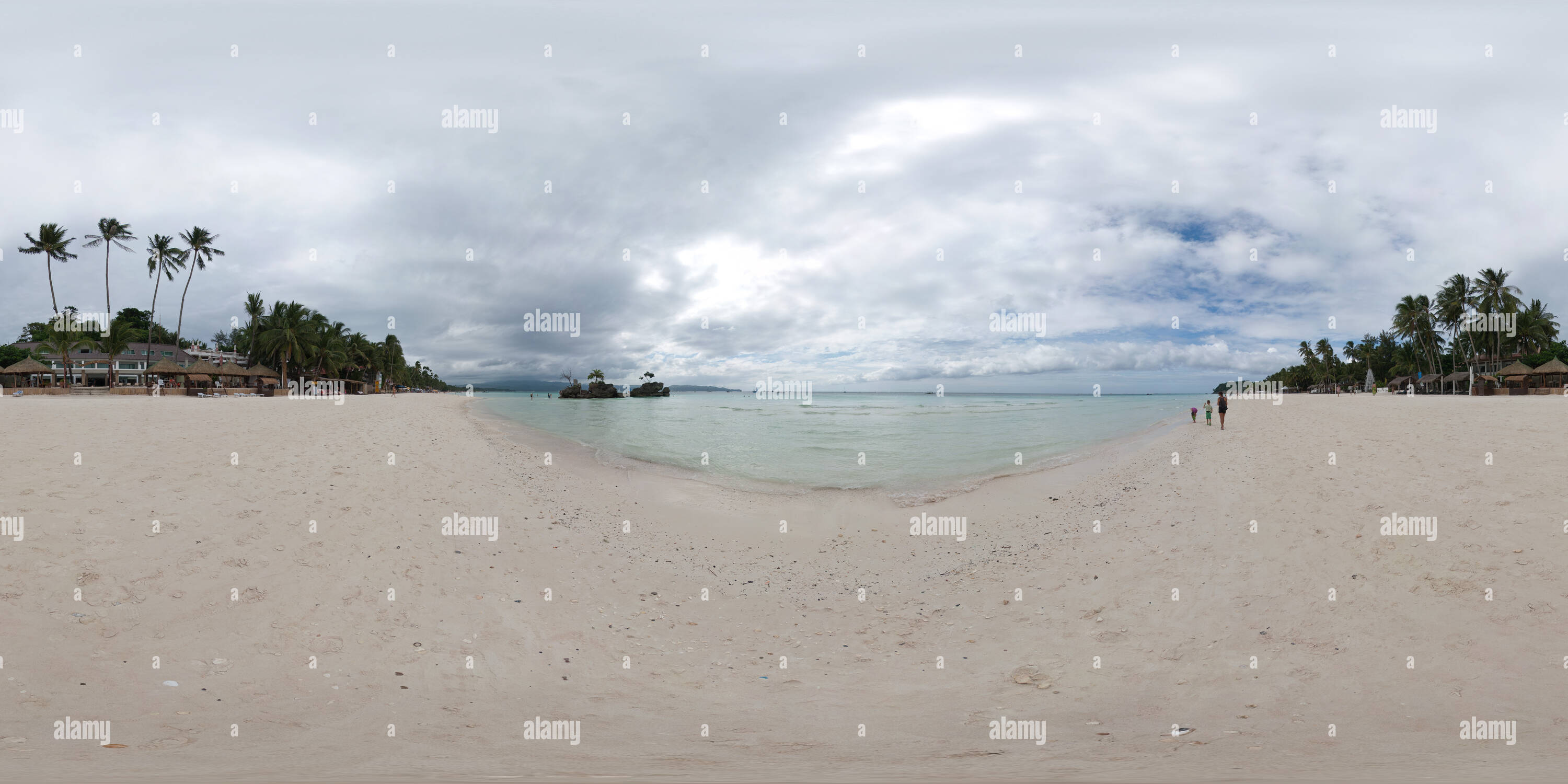 Vue panoramique à 360° de Petite Île sur le poste 1 de la plage de Boracay, Philippines