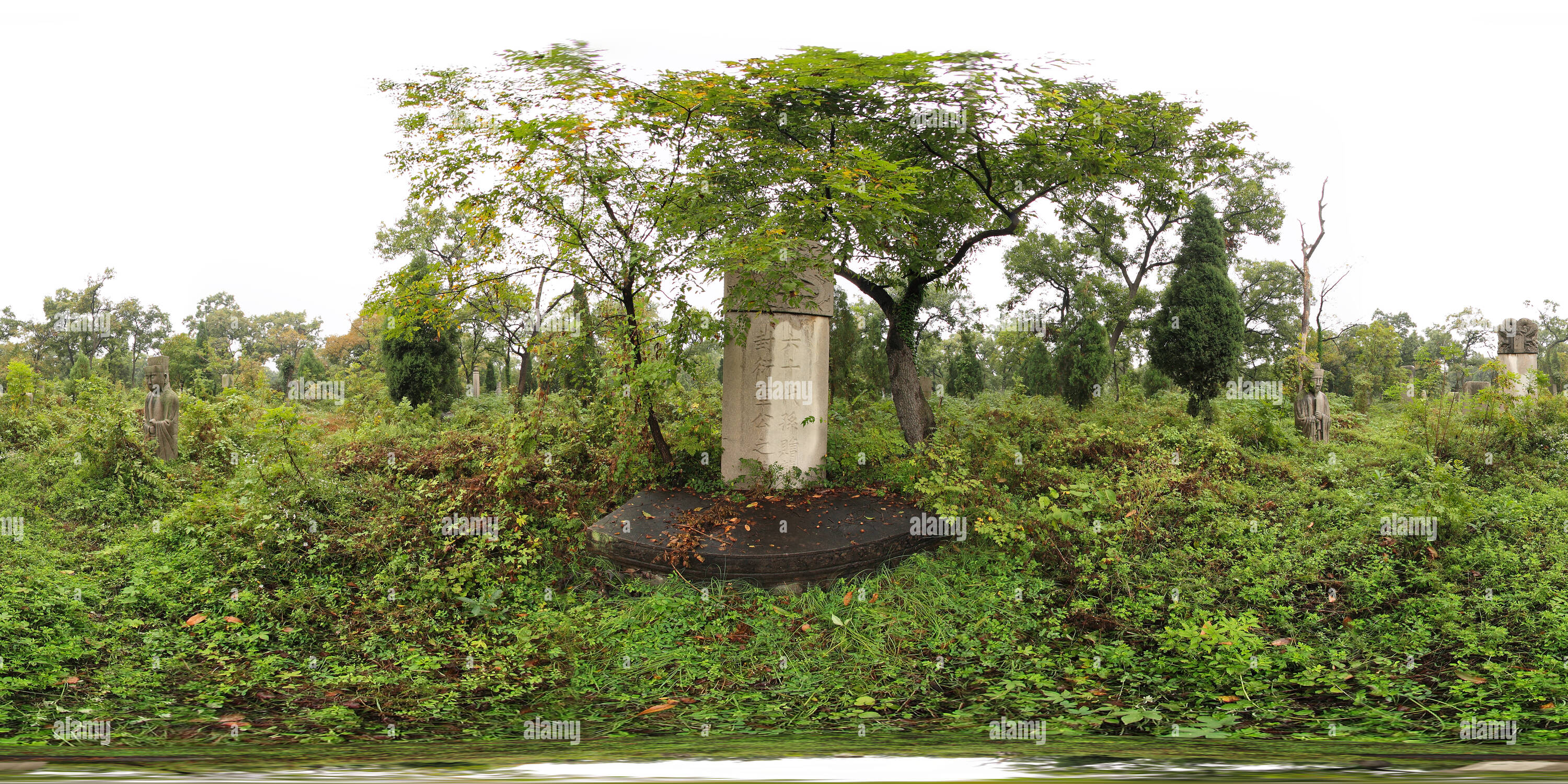 Vue panoramique à 360° de Qingdao Qufu - Cimetière - Cinquante-huit - génération 60 tombeau de Sun