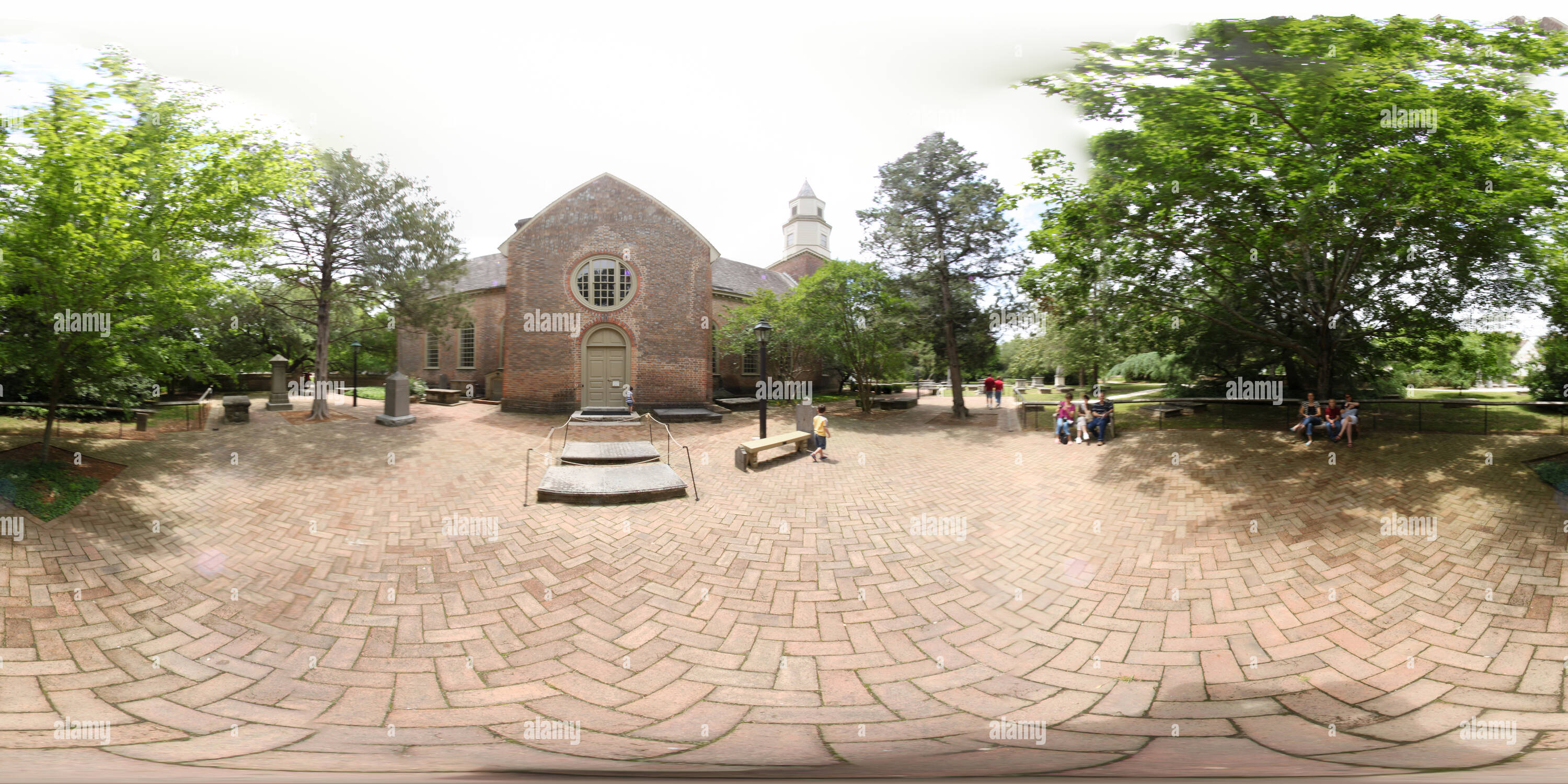 Vue panoramique à 360° de Bruton, cimetière Colonial Williamsburg Vue panoramique à 360° de Bruton, cimetière Colonial Williamsburg