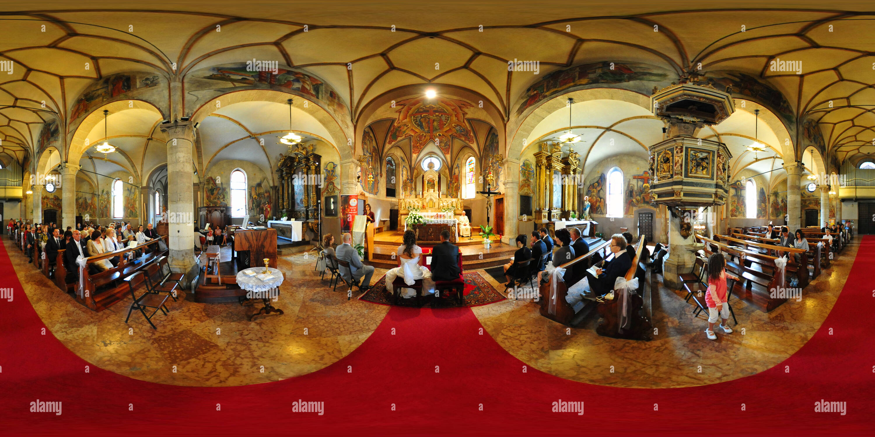 Vue panoramique à 360° de Église Santa Maria Assunta de mariage mal Val di Sole Trentino Italie