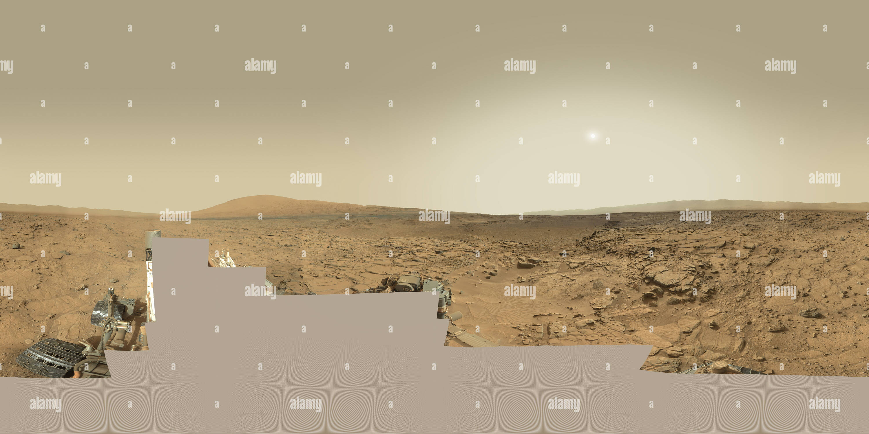 Vue panoramique à 360° de Panorama - Mars Rover Martien Curiosity : jour solaire 739