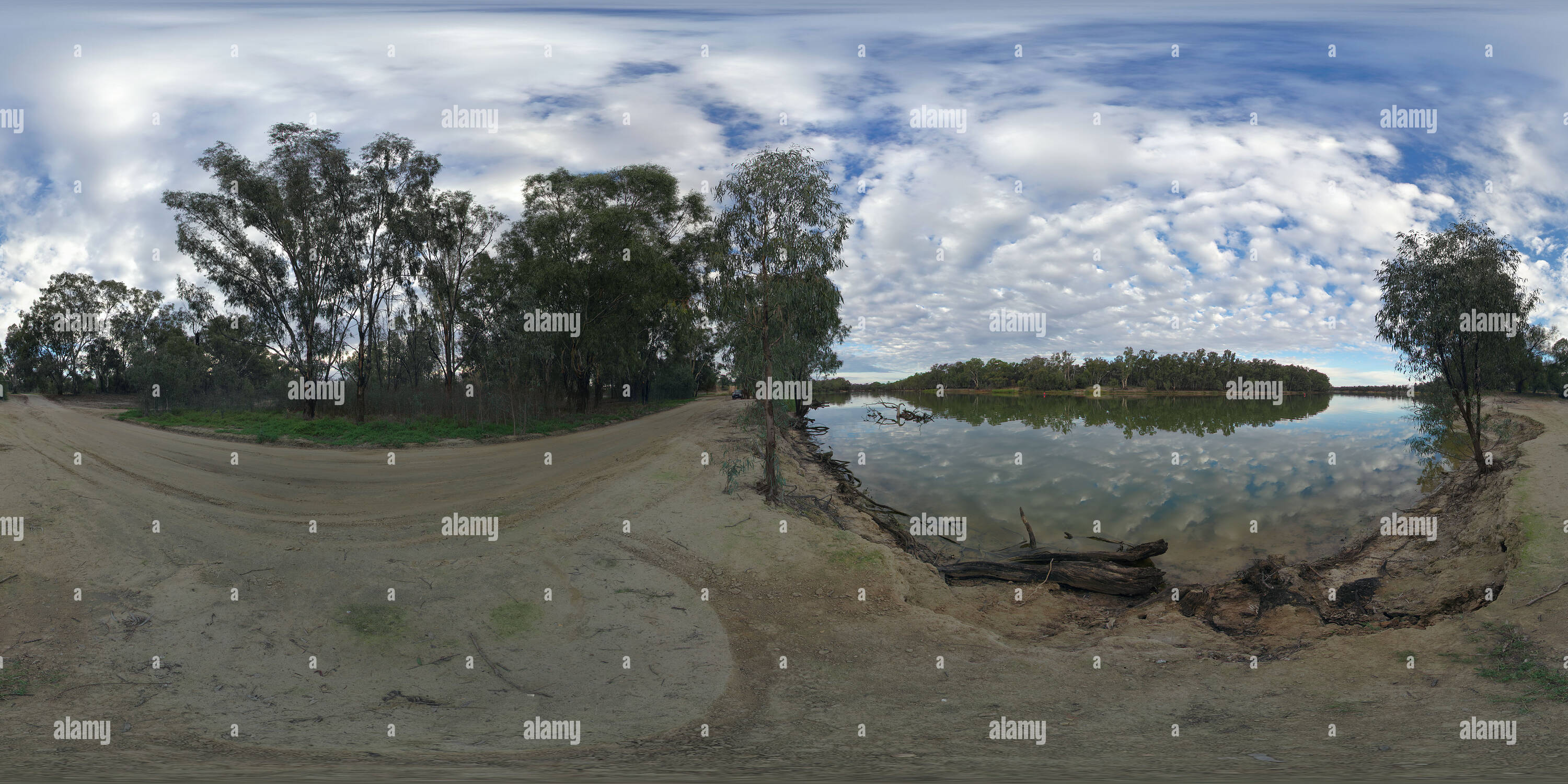 Vue panoramique à 360° de Murray River à Redgum la voie à Merbein