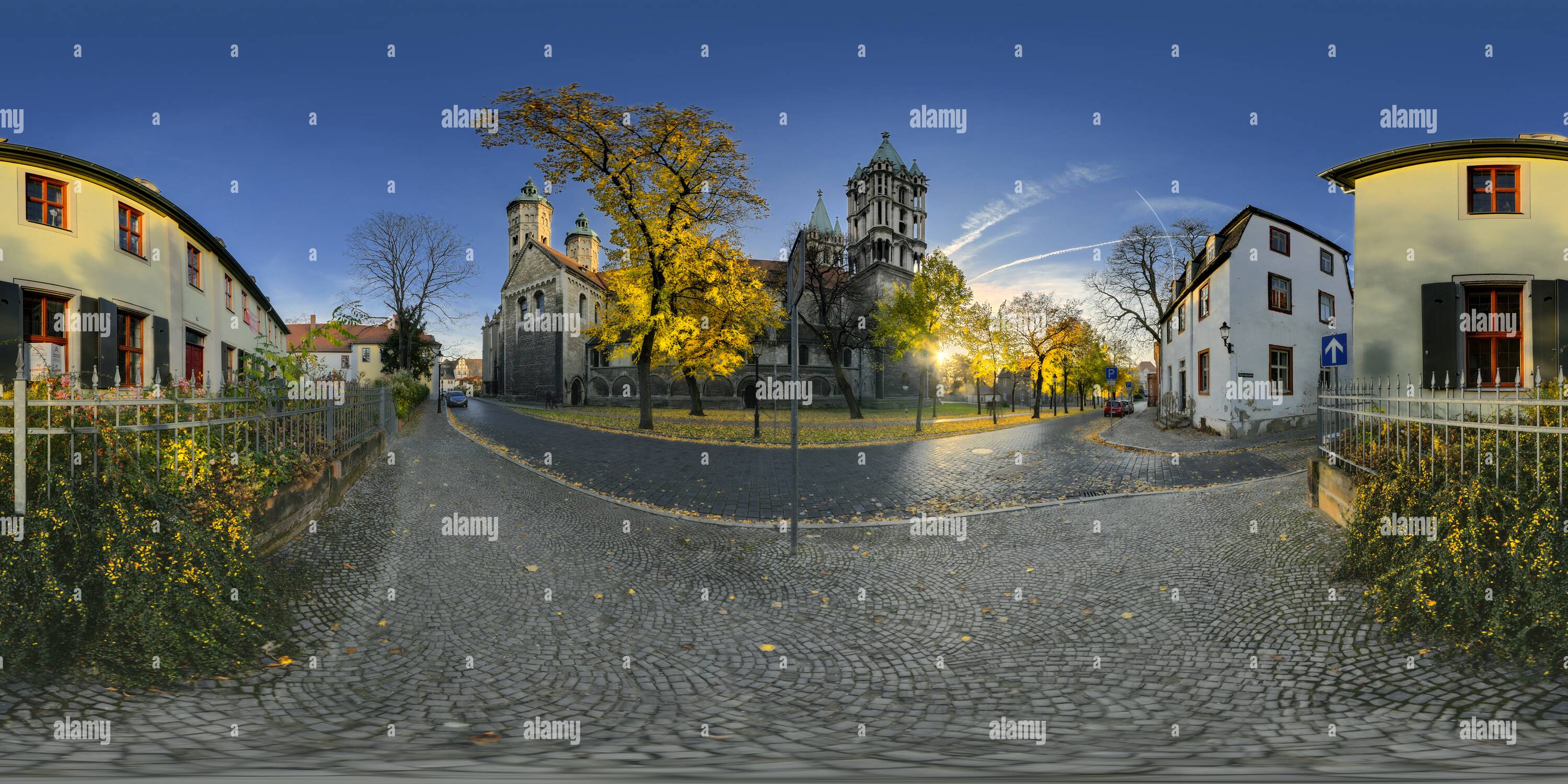 Vue panoramique à 360° de Intérieurs préimprimés Naumburger Dom, Sachsen-Anhalt, Allemagne 4548