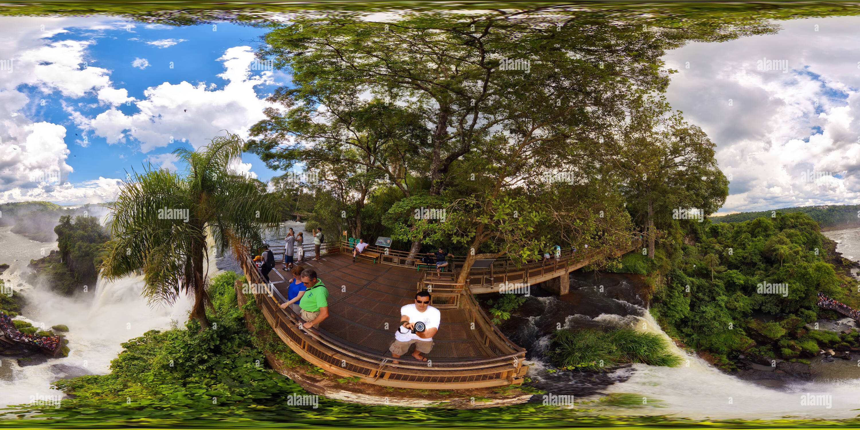 Vue panoramique à 360° de Bosetti falls