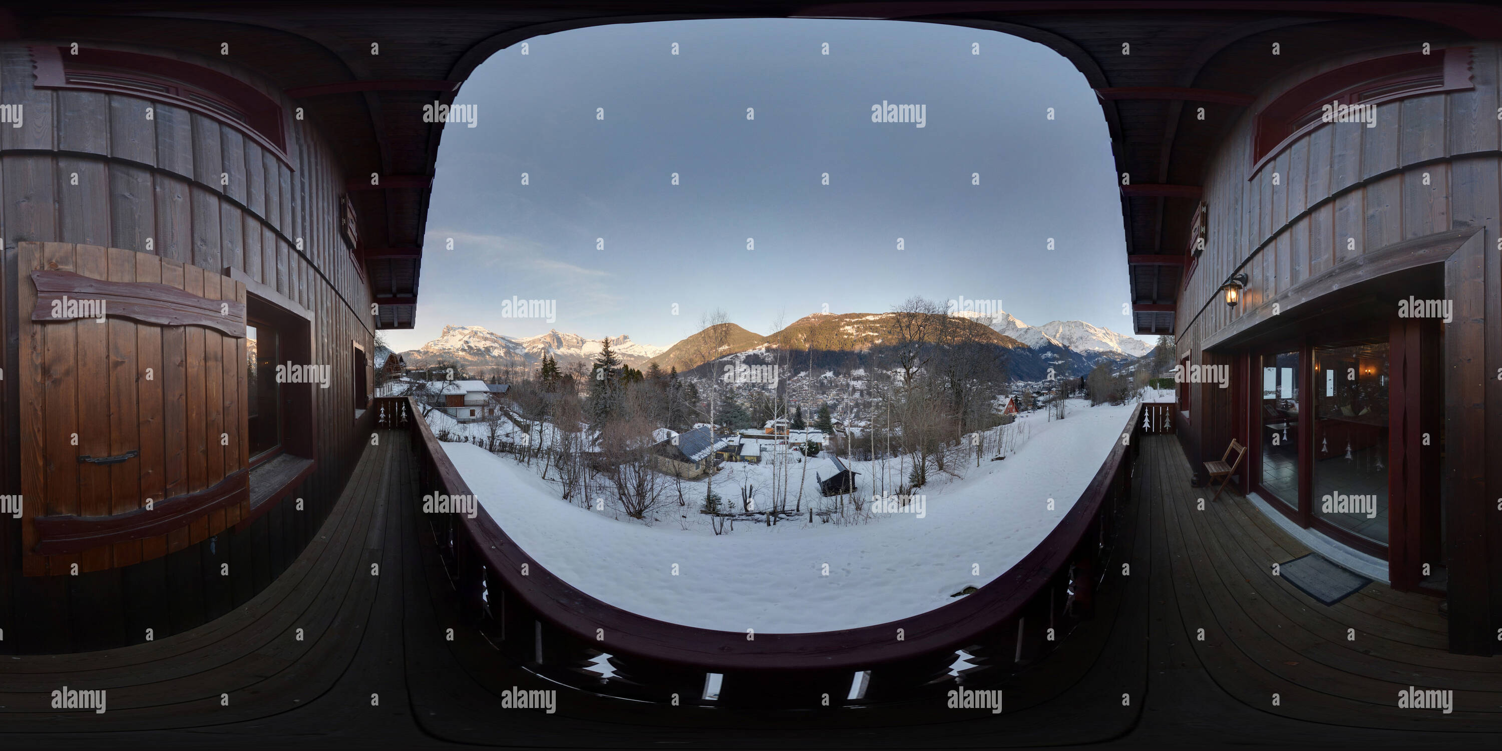 Vue panoramique à 360° de 12