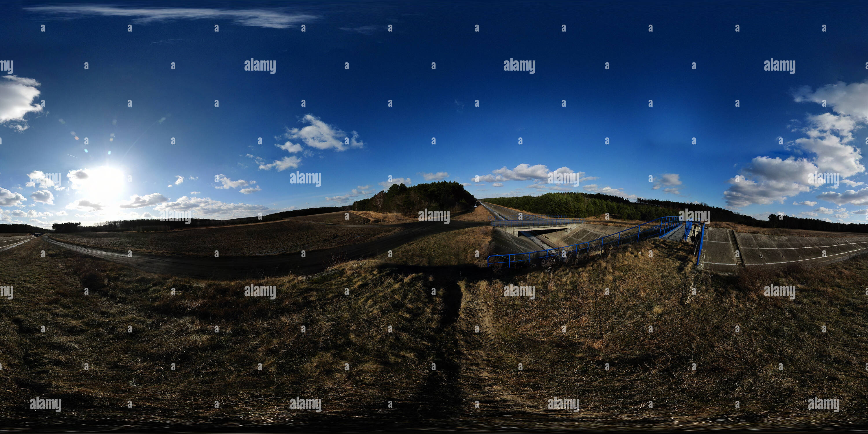 Vue panoramique à 360° de 2012.02.20 - Pierwsze wiosny oznaki Przylepu przy Zielonej, okolice Górze.