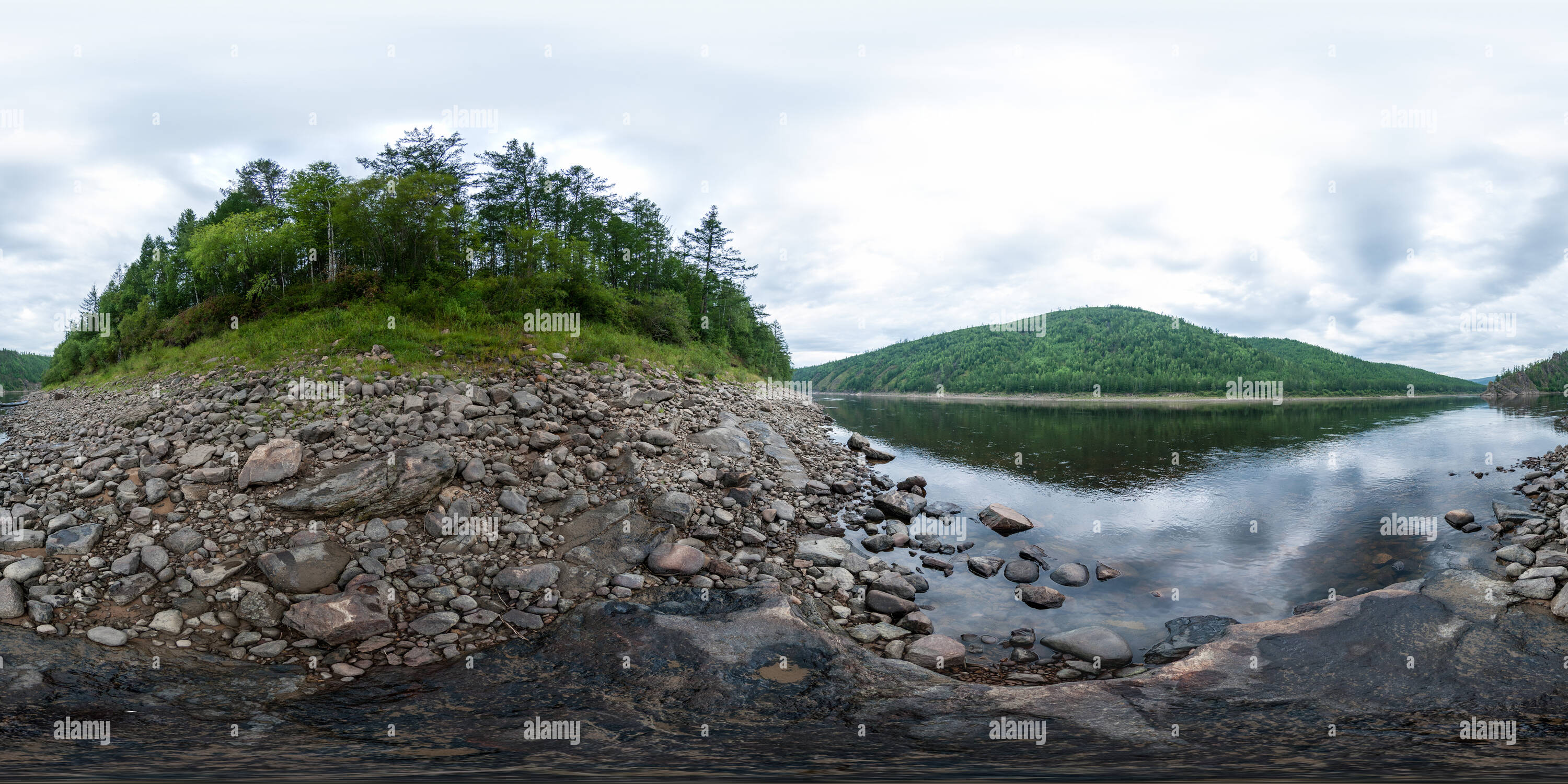 Vue panoramique à 360° de Vitim river bank # 26