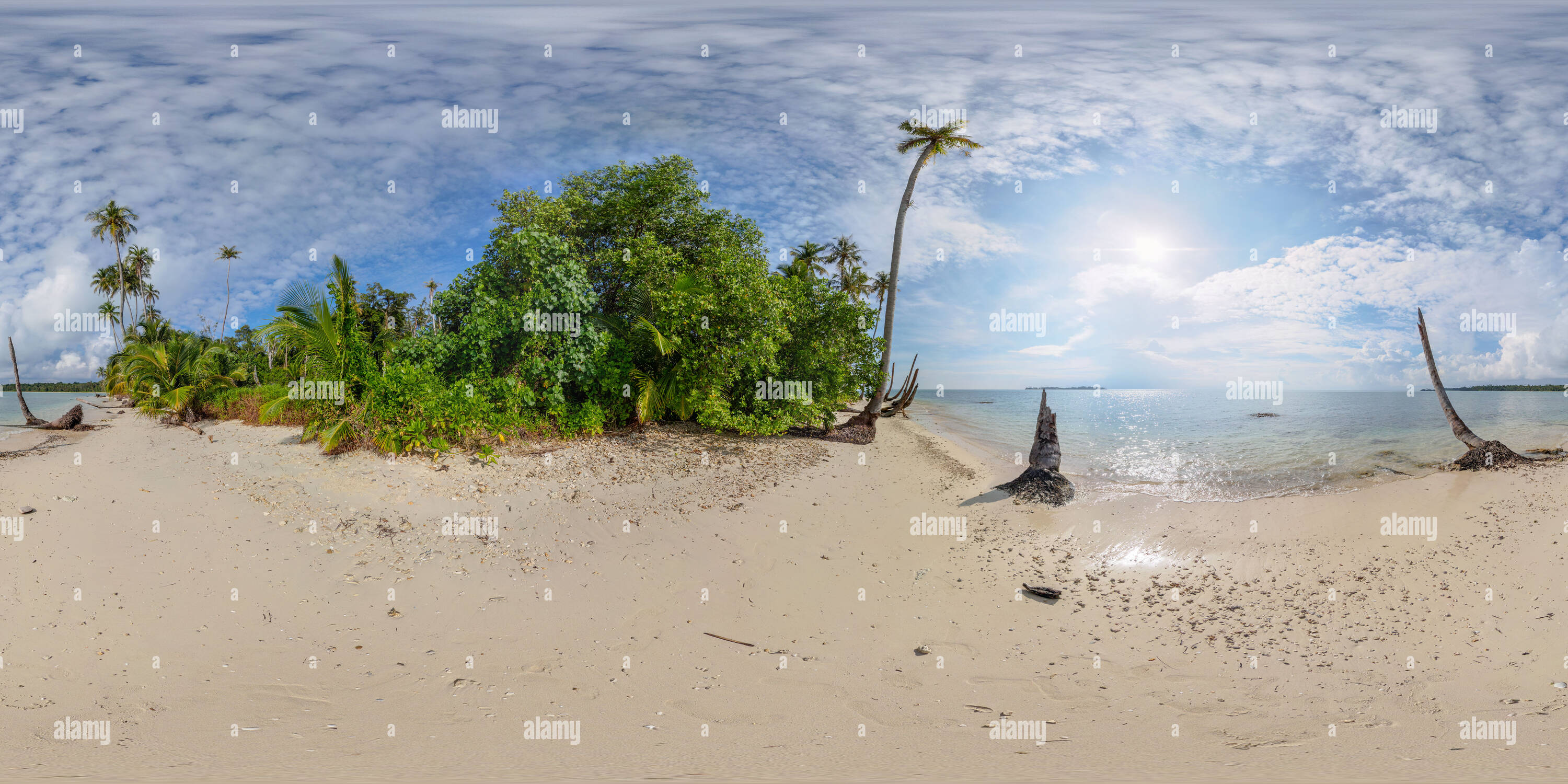 Vue panoramique à 360° de Pulau Besar island Palambak # 1 littoral, îles Banyak