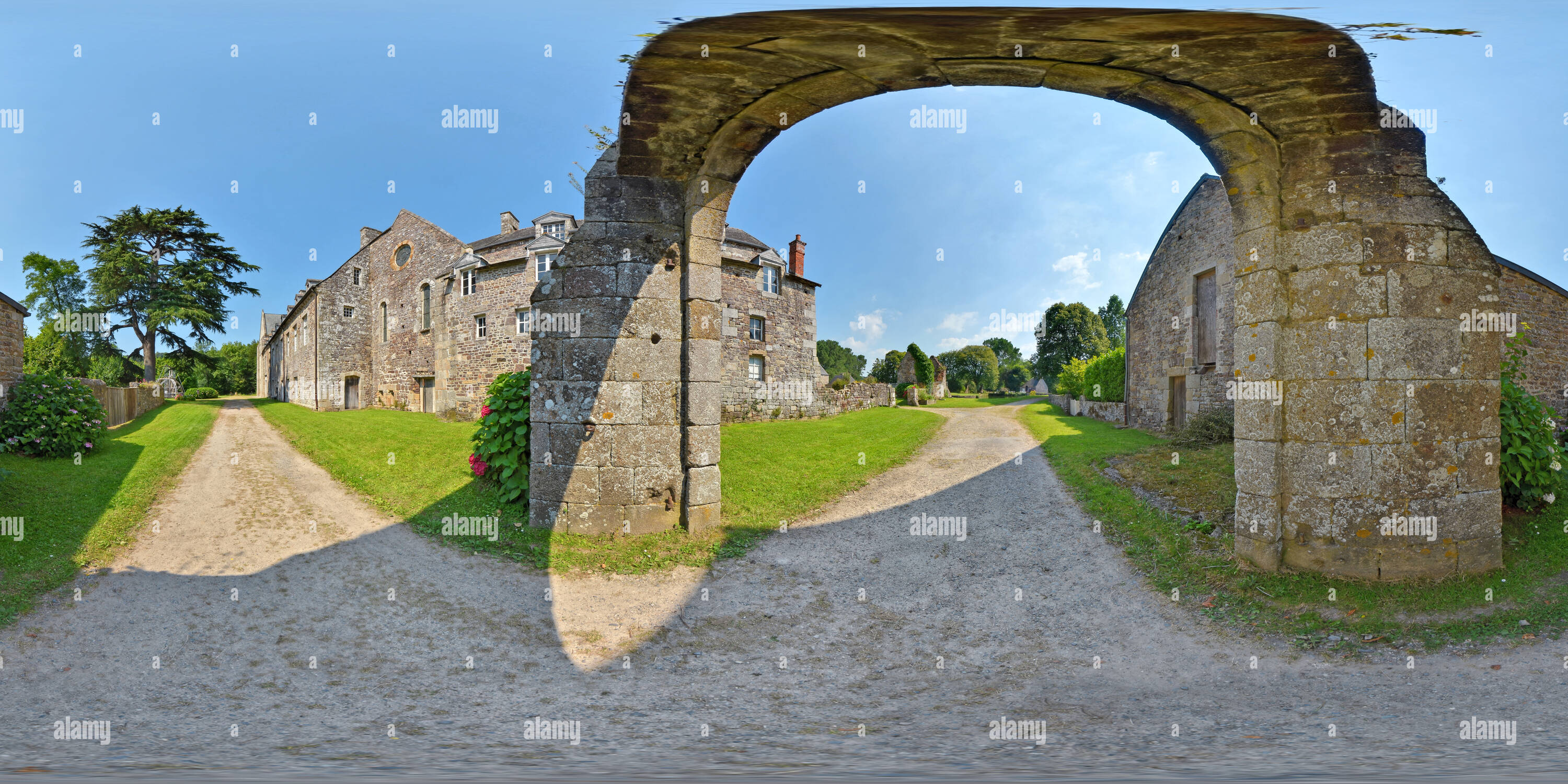 Vue panoramique à 360° de Abbaye de la Lucerne - France