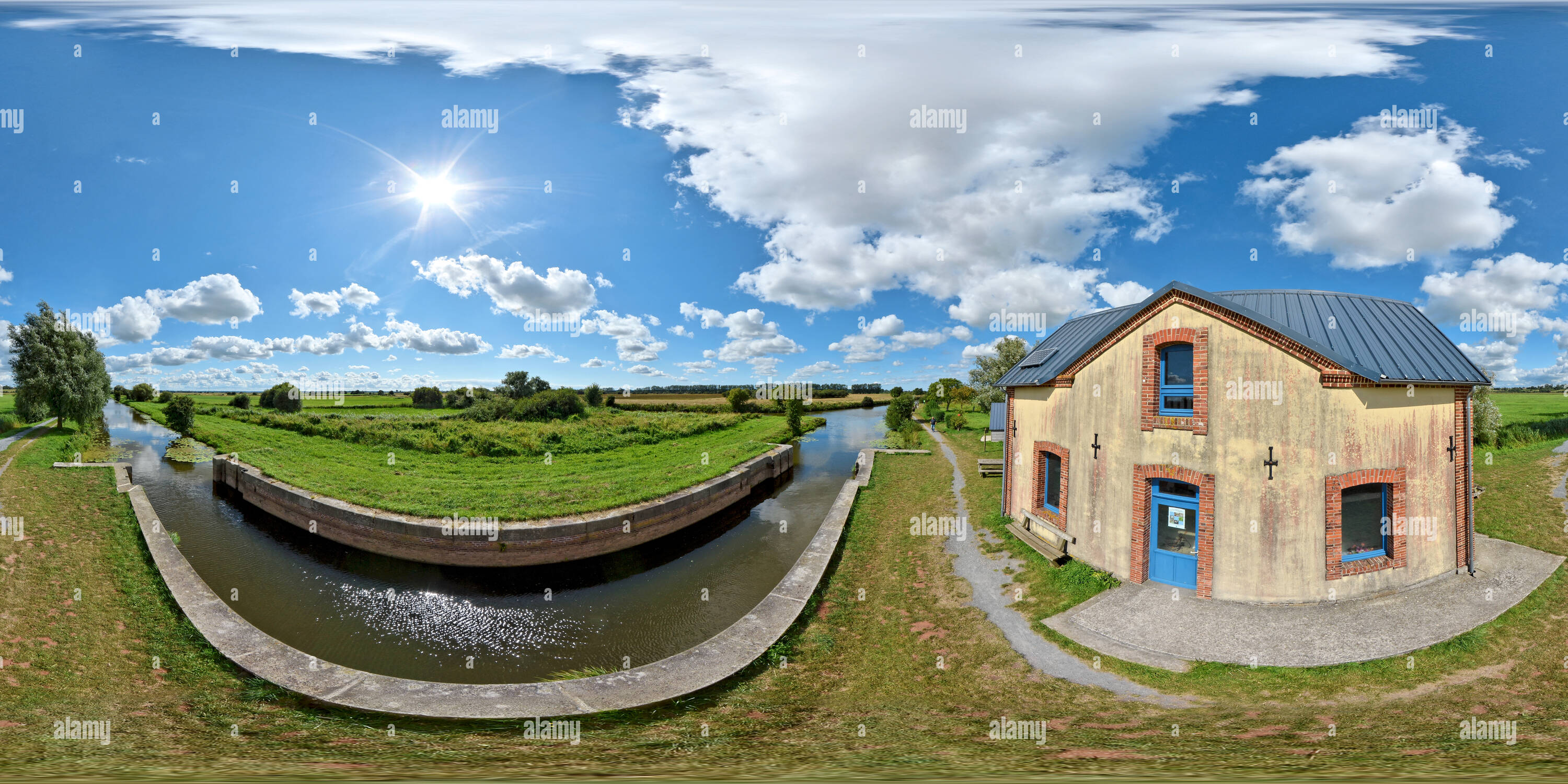 Vue panoramique à 360° de La maison des Ormes à Montmartin-en-Graignes - France