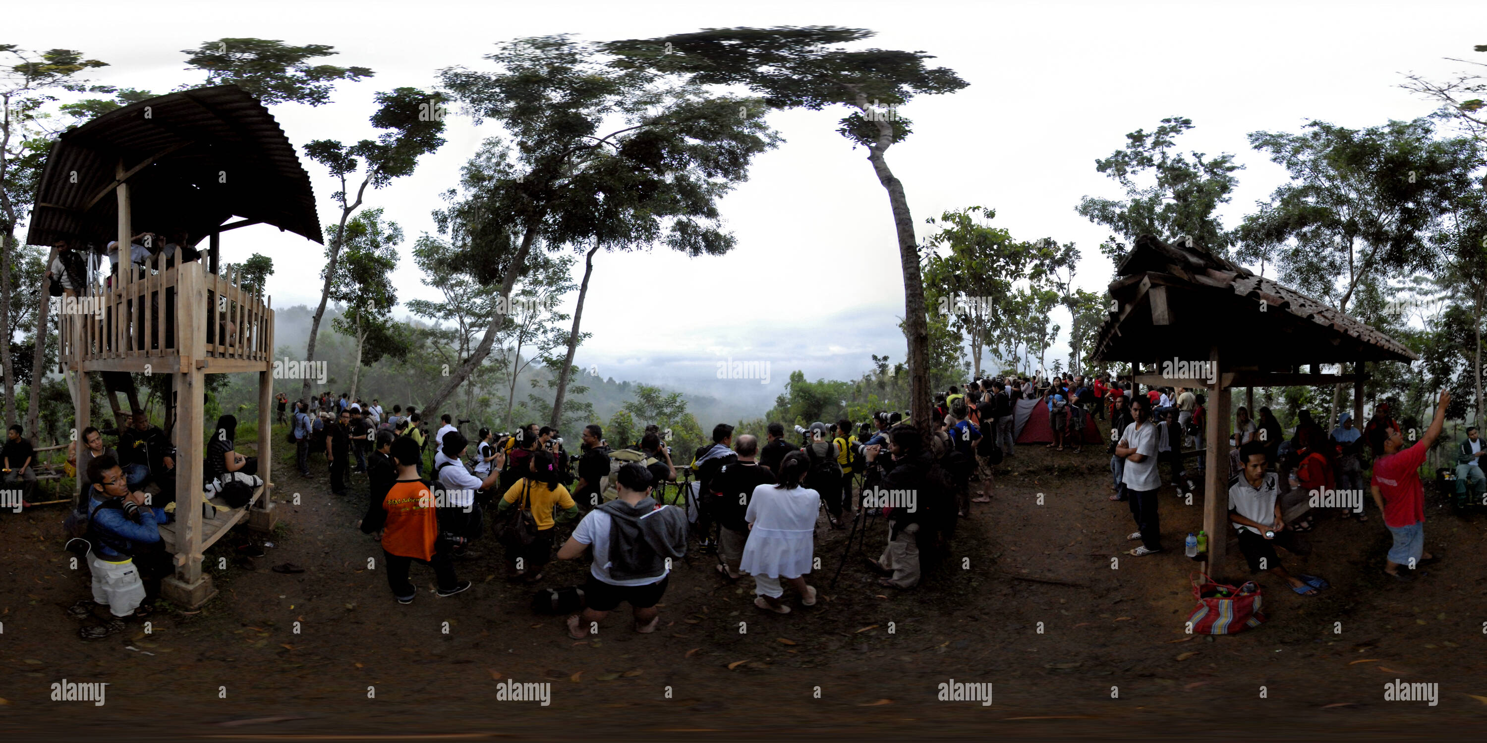 Vue panoramique à 360° de Punthuk Setumbu Sunrise 2