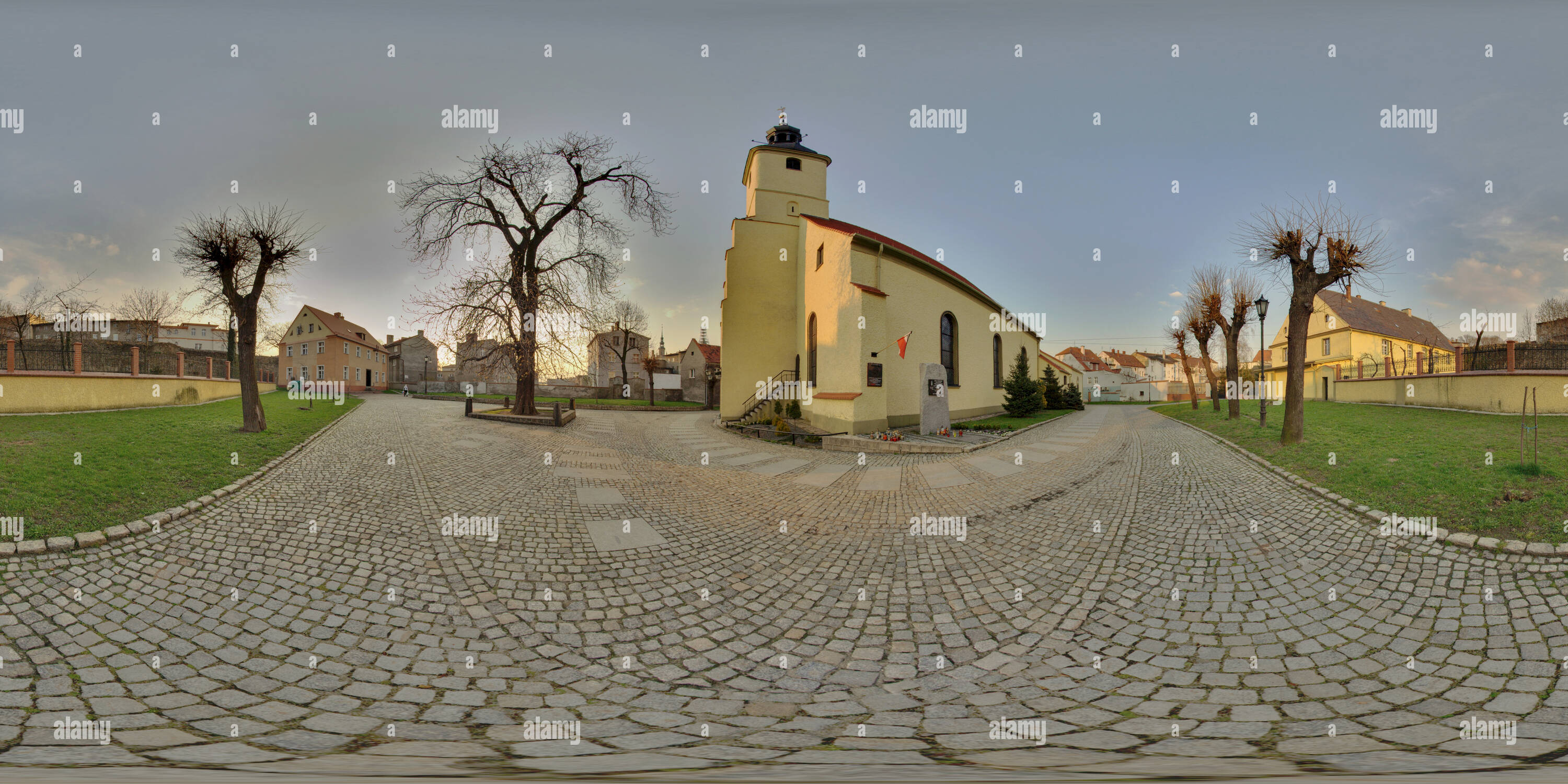 Vue panoramique à 360° de L'église Saint-Nicolas