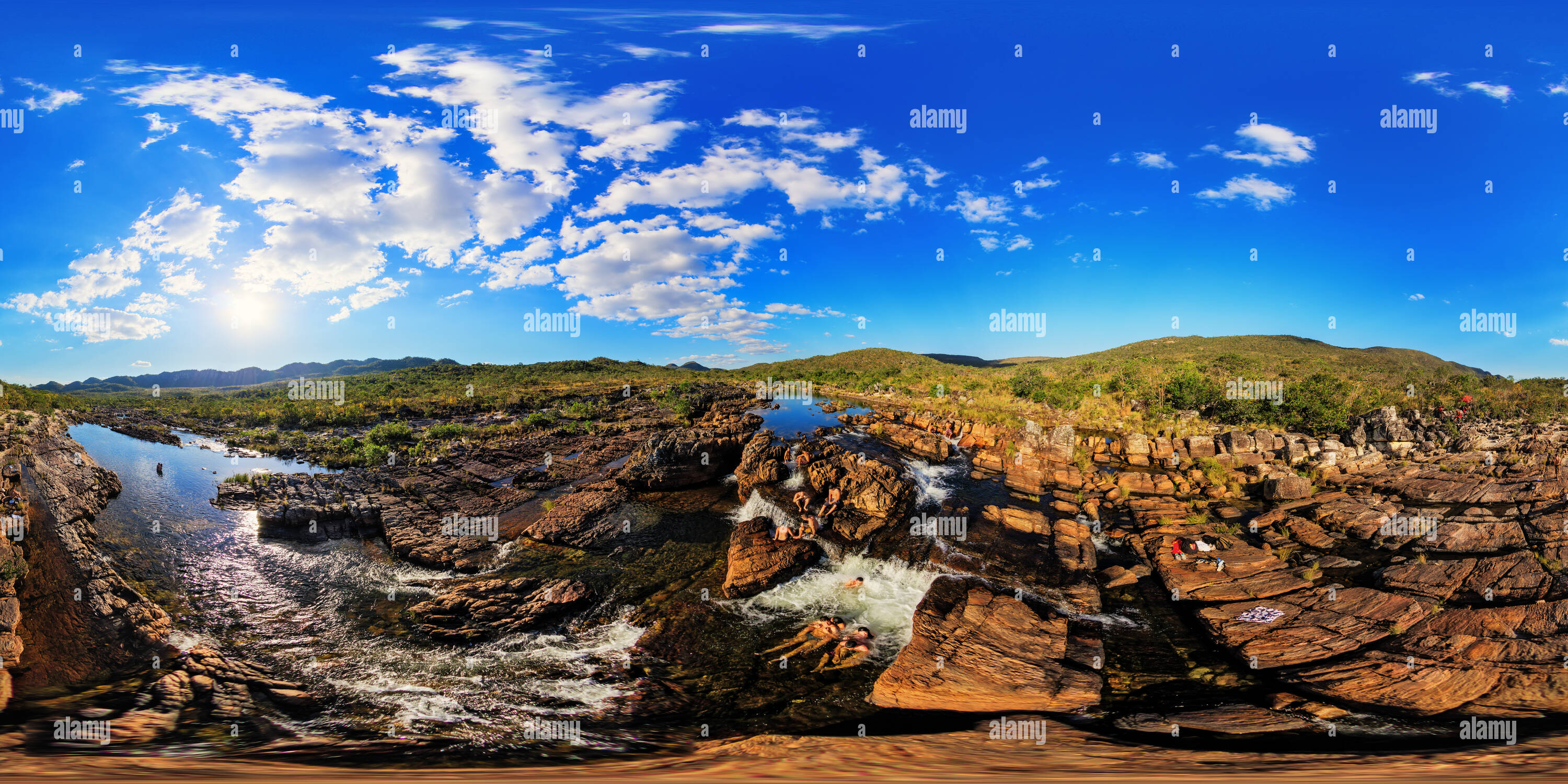 Vue panoramique à 360° de Corredeiras de Rivière Noire