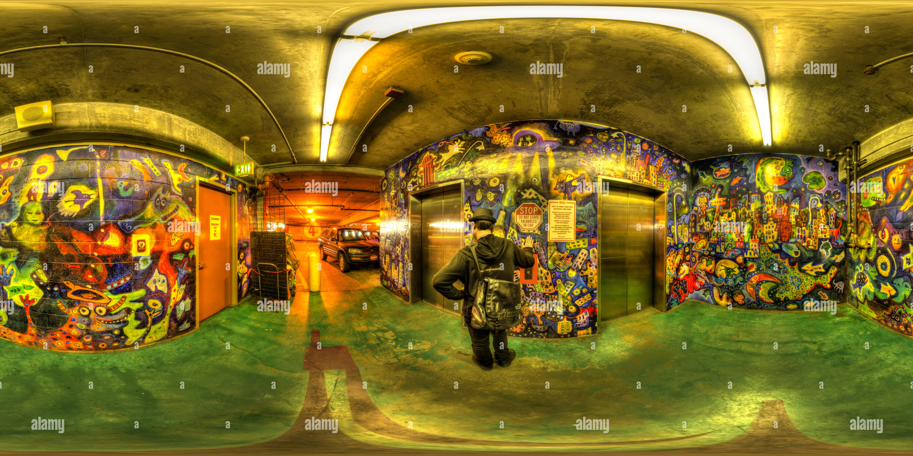 Vue panoramique à 360° de Anne Scrary Wall mural, le marché de Pike Place Parking couvert, Seattle, WA