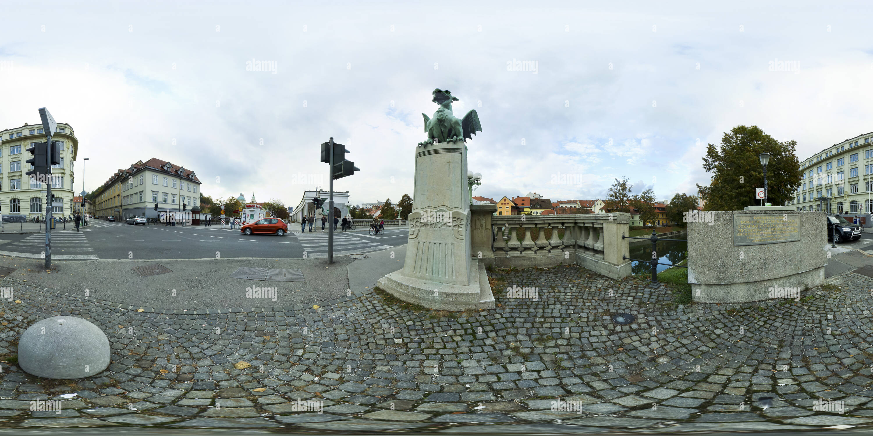 Vue panoramique à 360° de Pont des dragons