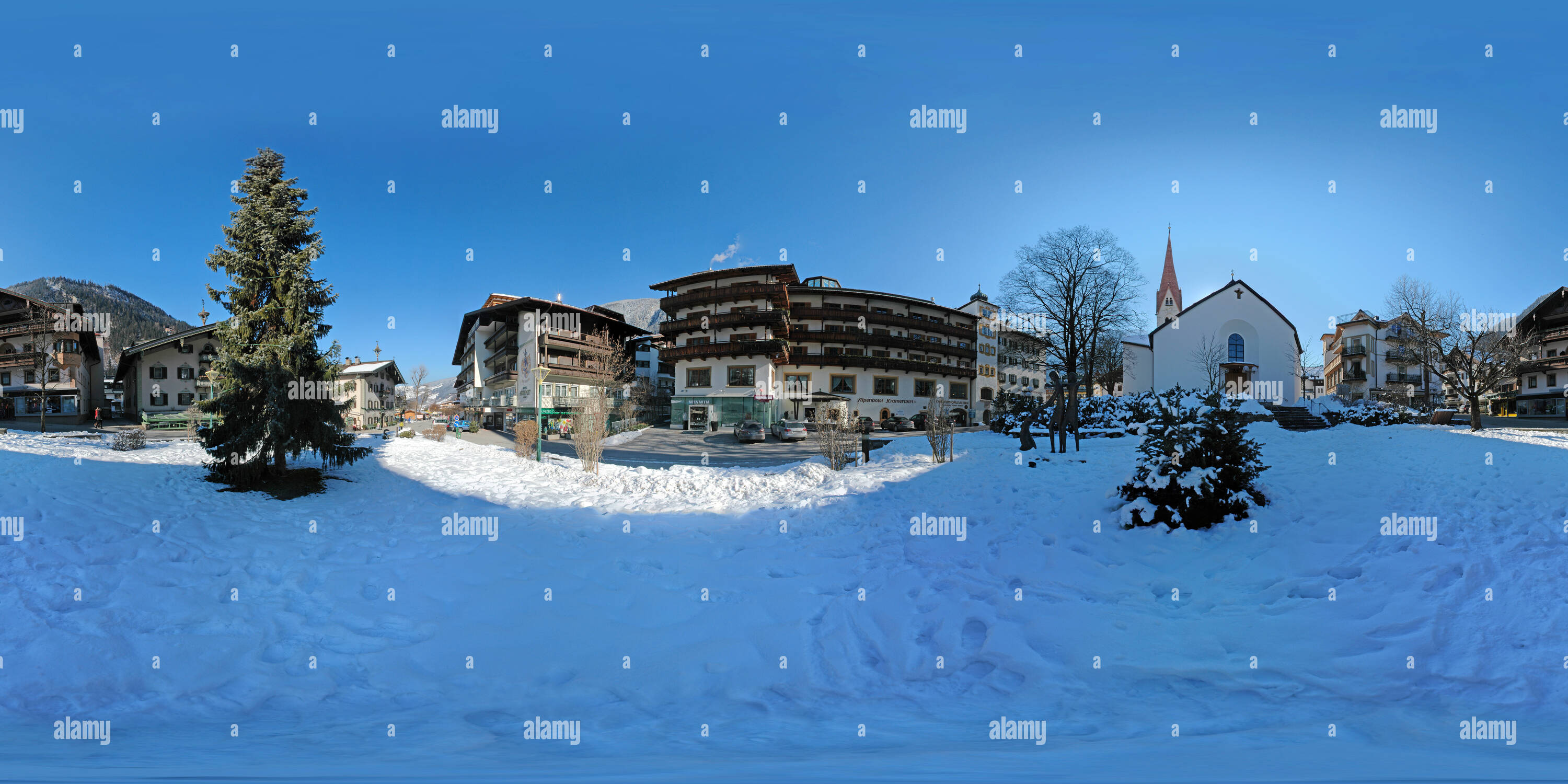 Vue panoramique à 360° de Mayrhofen Kirche (église), d'hiver