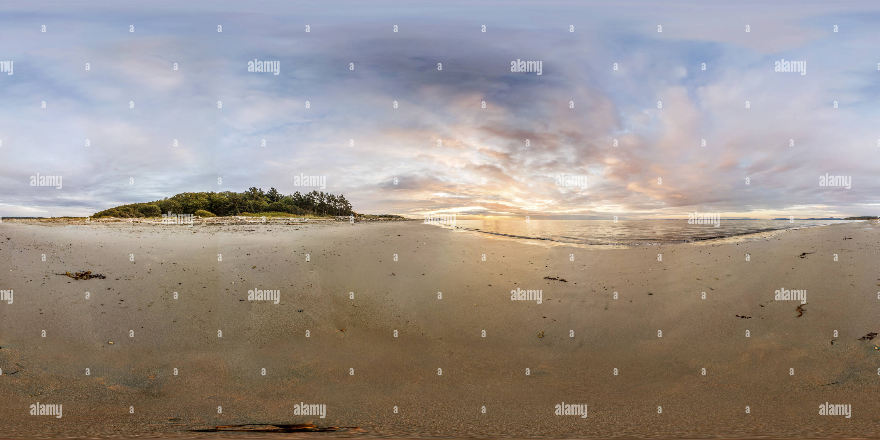 Vue panoramique à 360° de Coucher du soleil à Joseph Whidbey State Park - Oak Harbor, WA