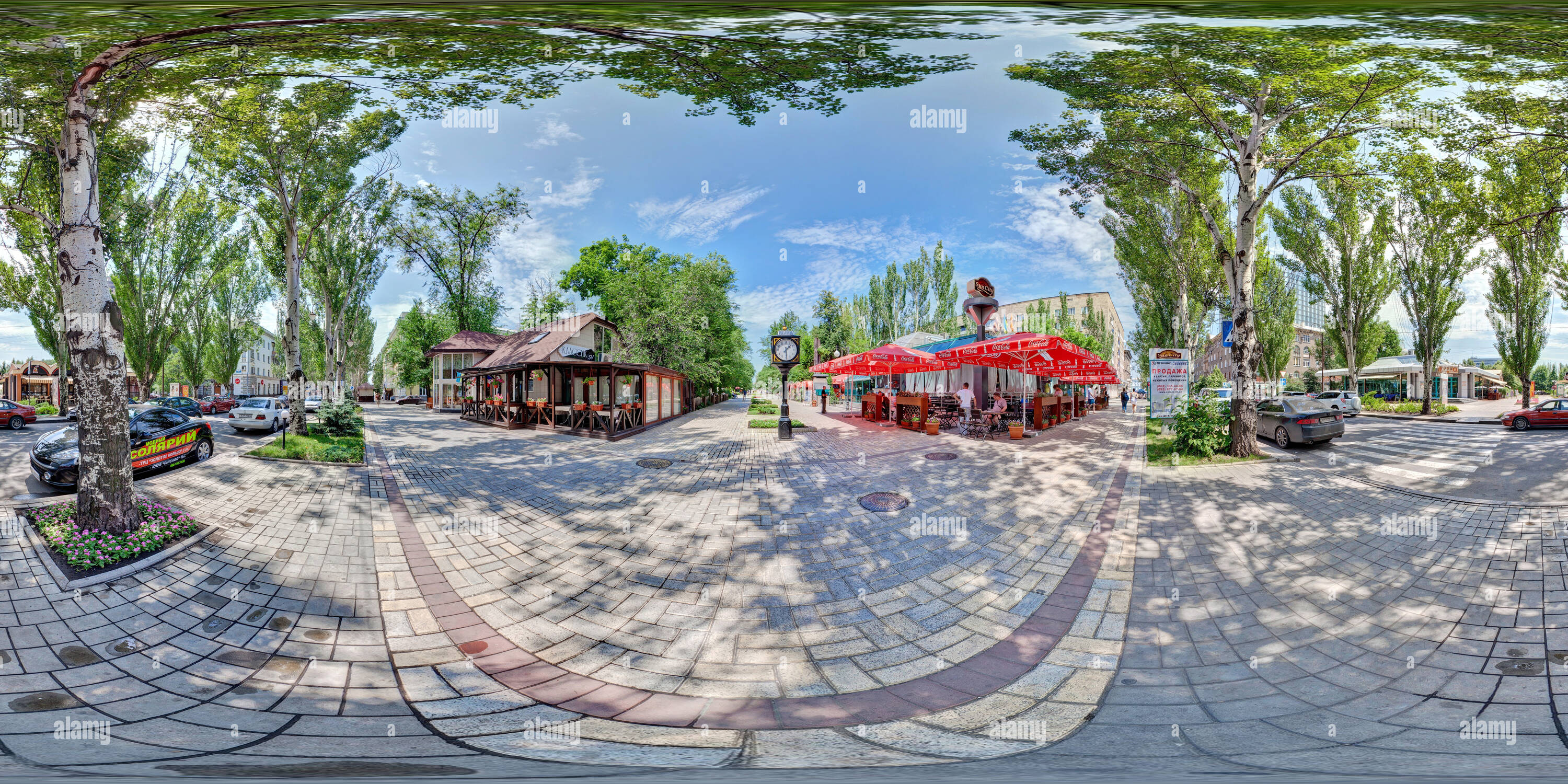 Vue panoramique à 360° de L'horloge sur Boulevard Pouchkine