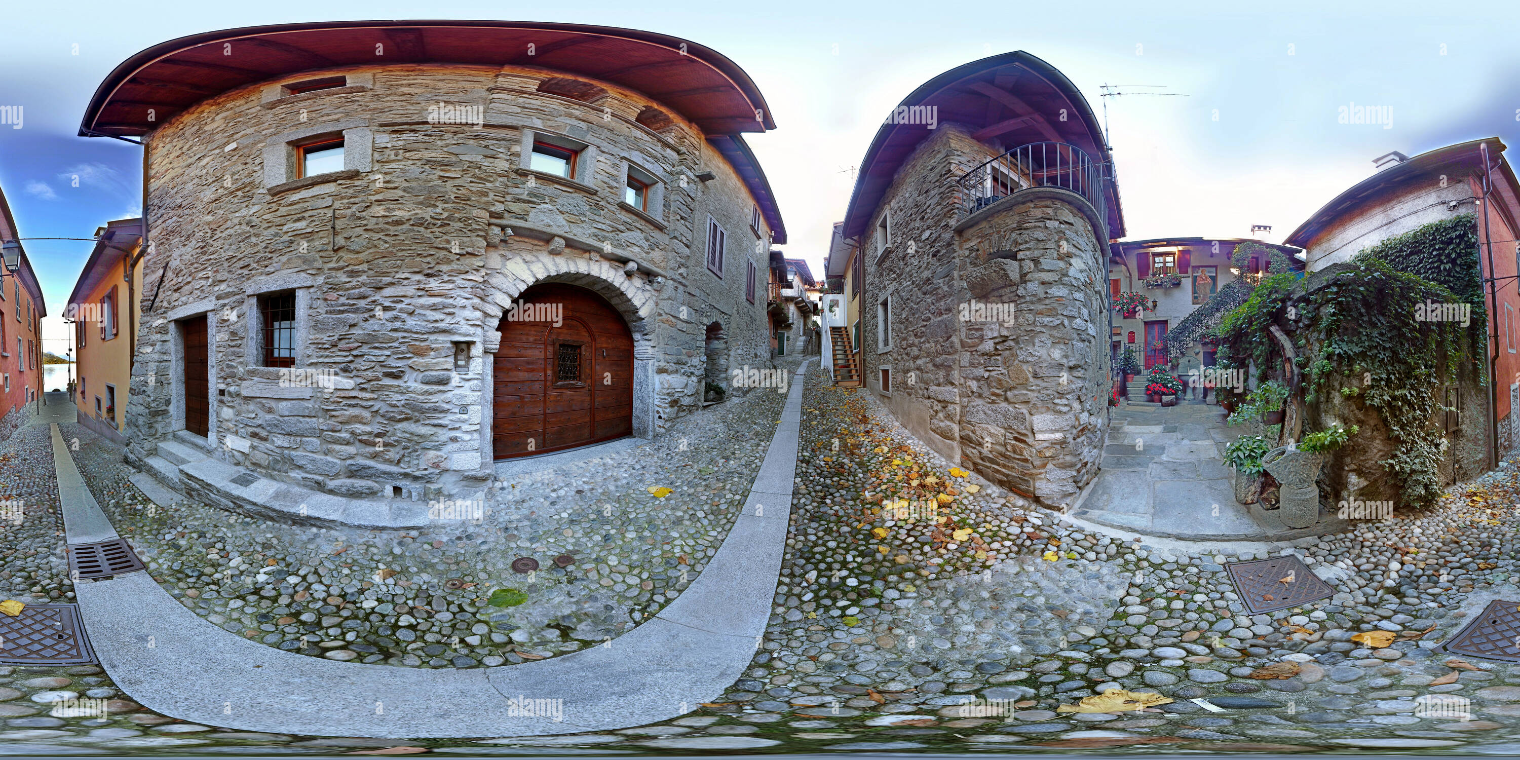 Vue panoramique à 360° de Mergozzo - Un ancien Alley