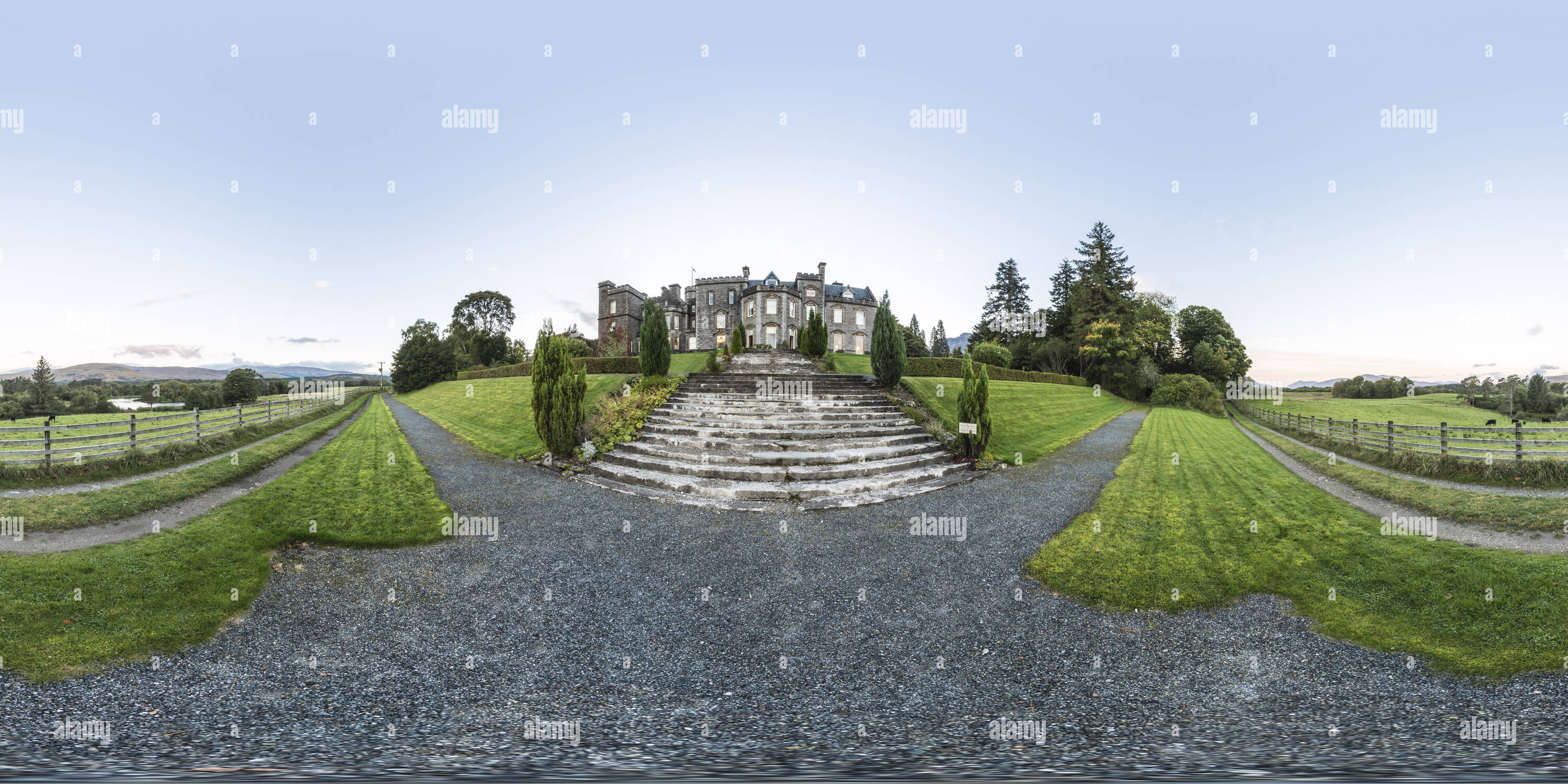 Vue panoramique à 360° de Inverlochy Castle Gardens, Torlundy