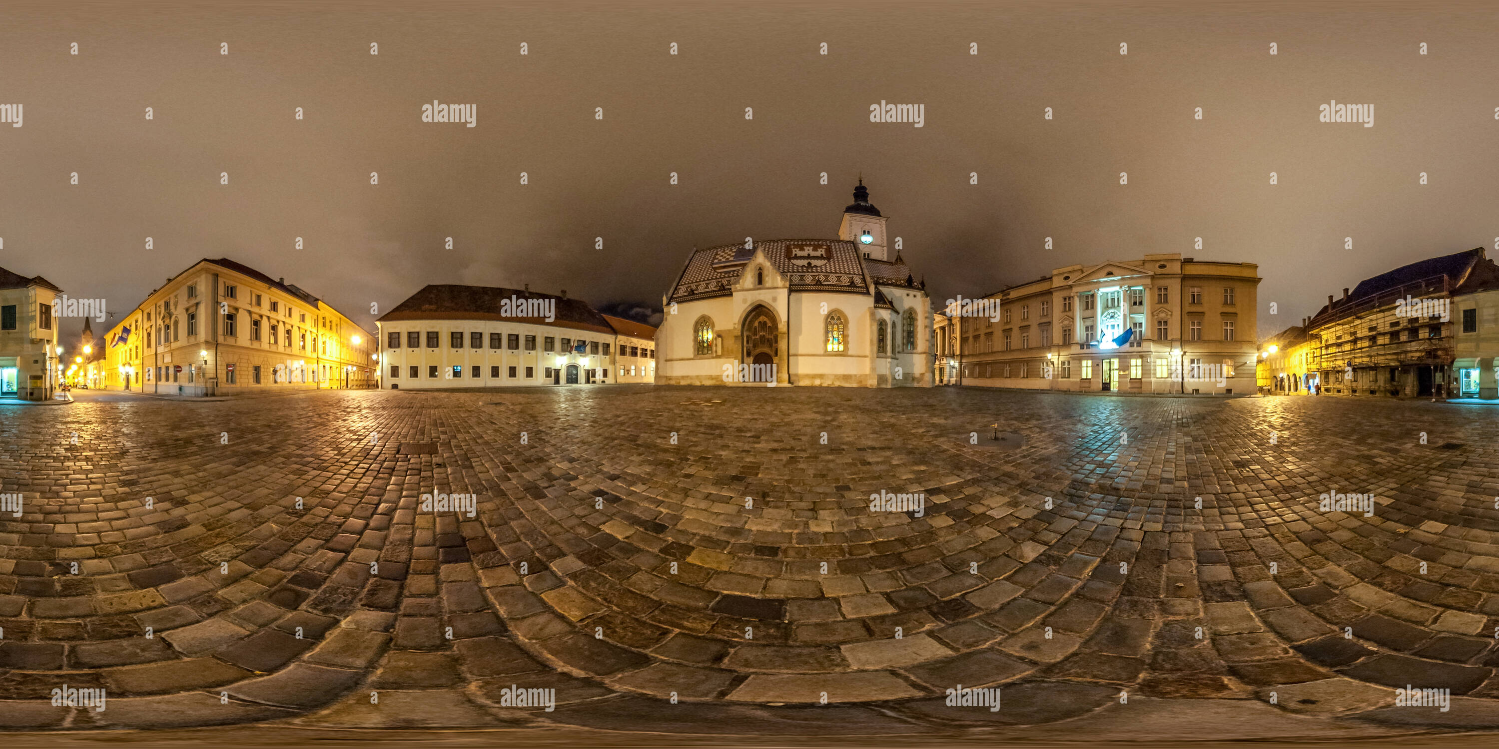 Vue panoramique à 360° de La Place Saint Marc