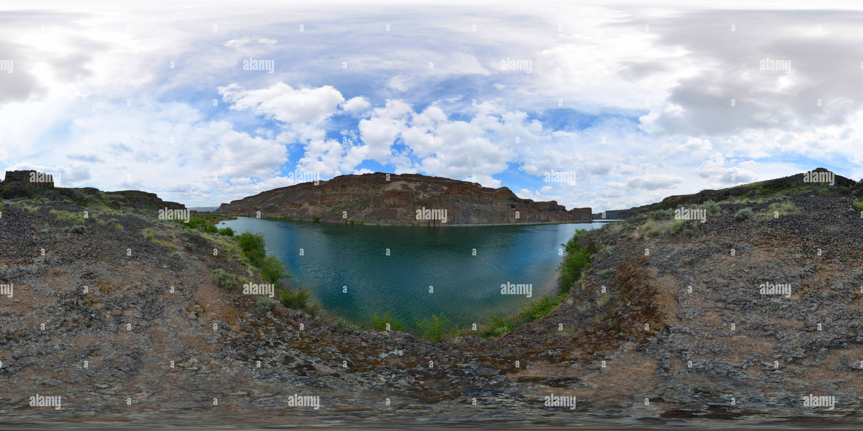 Vue panoramique à 360° de Lac profond, bien Lakes-Dry Falls State Park, Washington State, USA