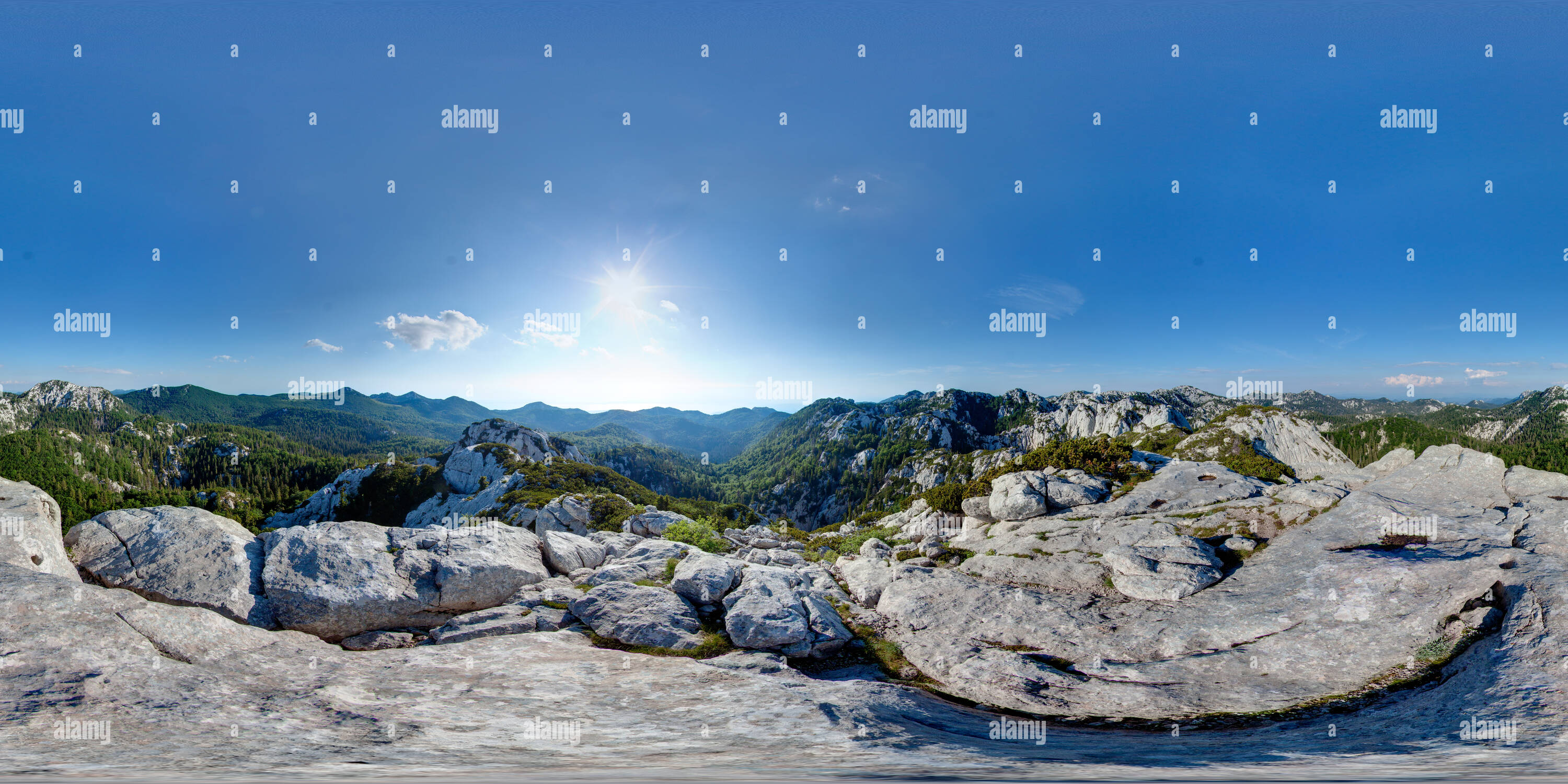 Vue panoramique à 360° de Sentier de montagne de Premužić - Vue de Crikvena (1641 m) pic