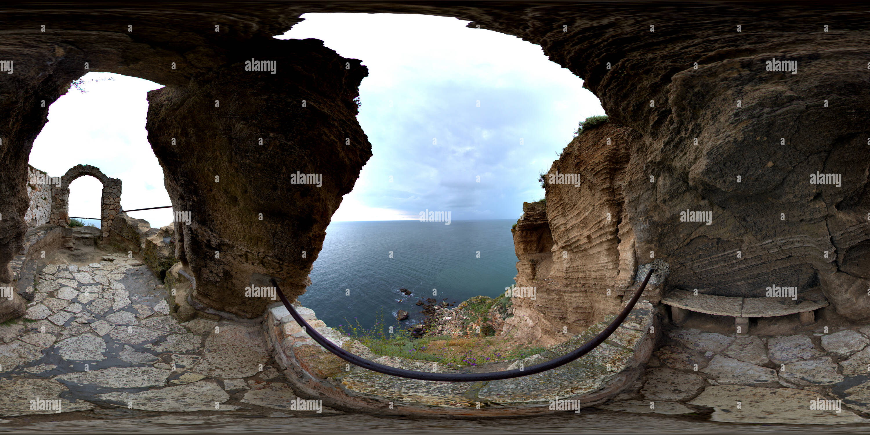 Vue panoramique à 360° de La Bulgarie, Kaliakra, Chapelle