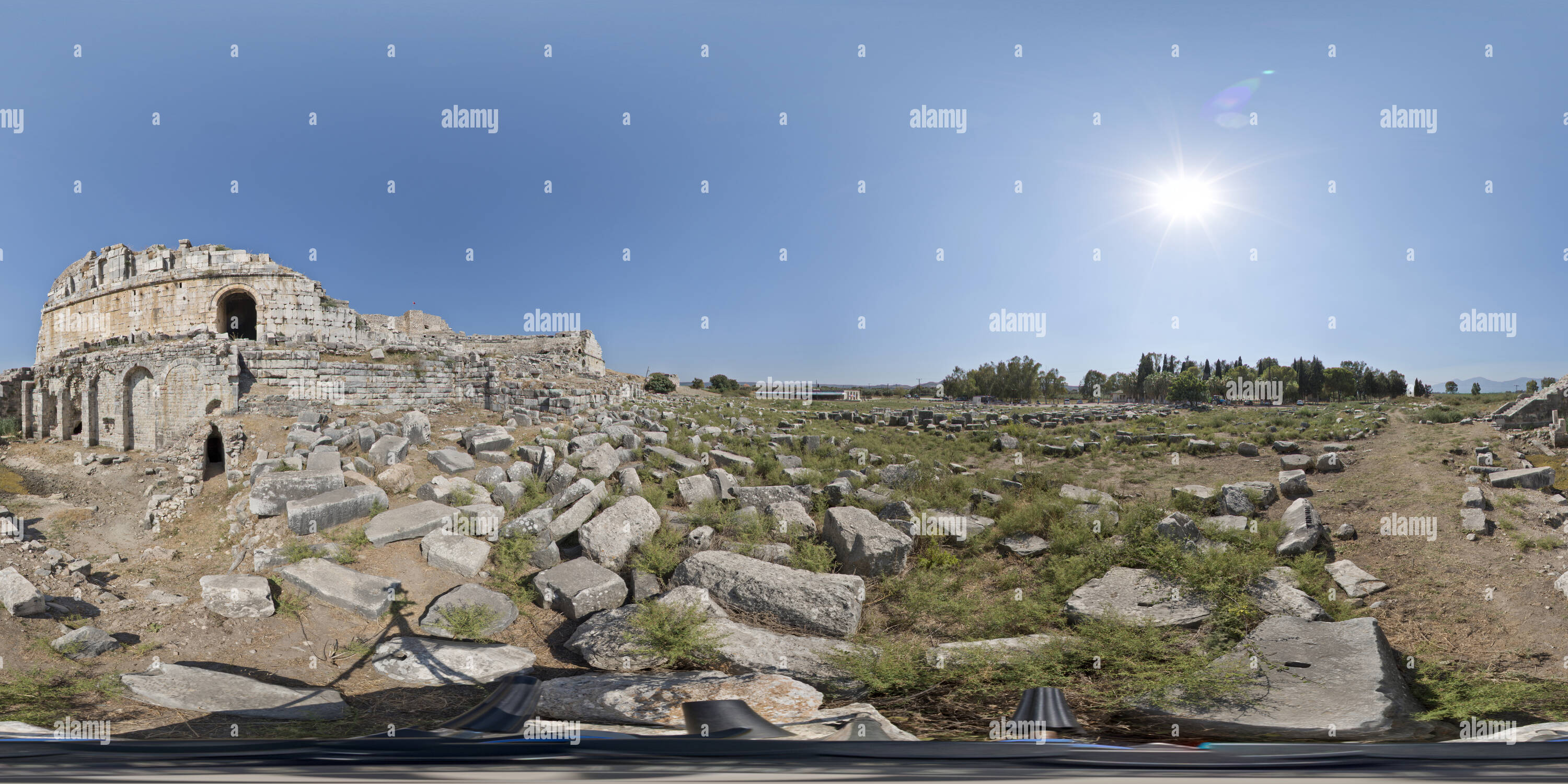 Vue panoramique à 360° de La fin de l'antiquité : Milet Milet et Byzantine:une ancienne grotte sanctuaire:VIEW 4 Turquie