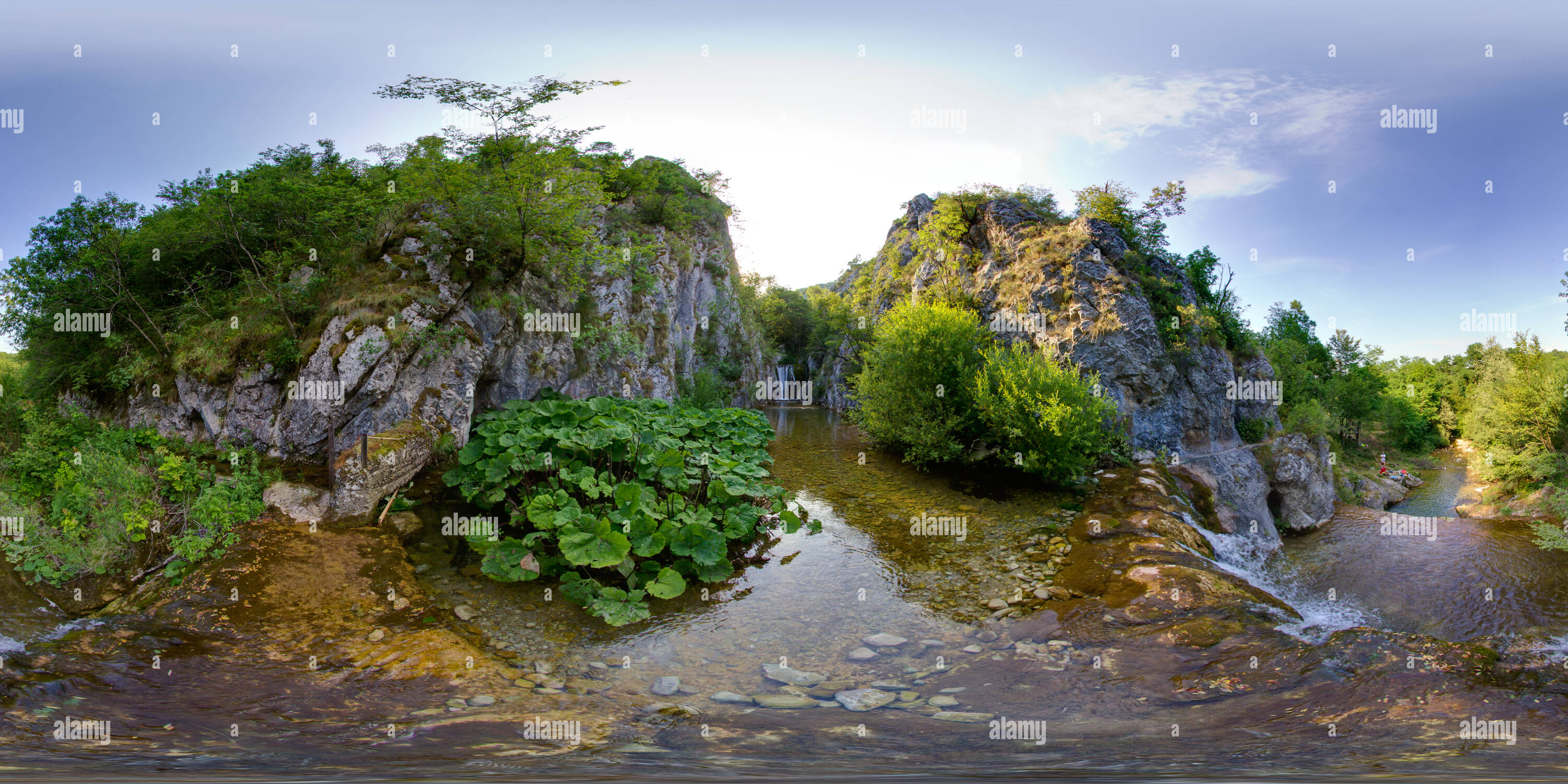 Vue panoramique à 360° de Canyon de la rivière, Dabašnica Dabašnice Kanjon 2