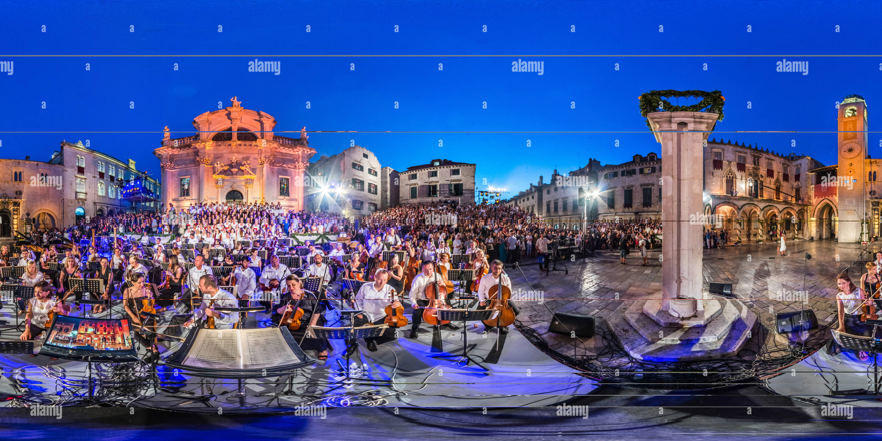 Vue panoramique à 360° de Place d'orchestre au Festival d'été de Dubrovnik, Dubrovnik, 2016.