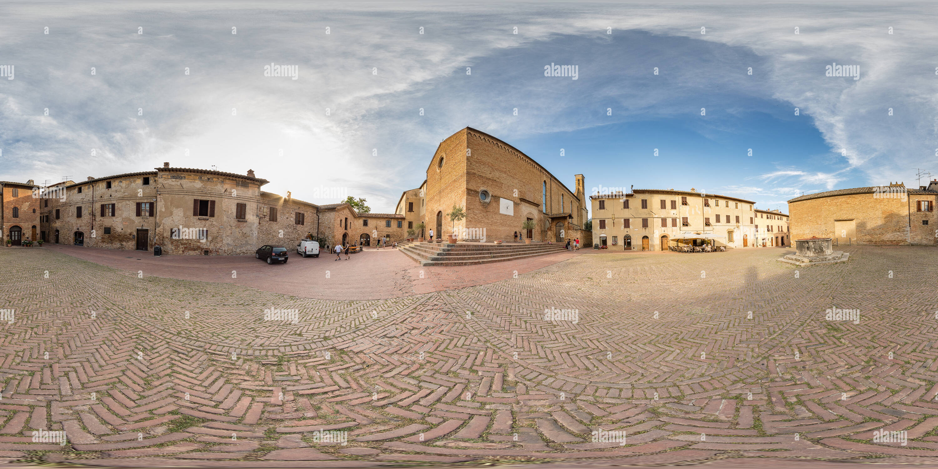 Vue panoramique à 360° de Piazza S. Agostino. L'Italie.